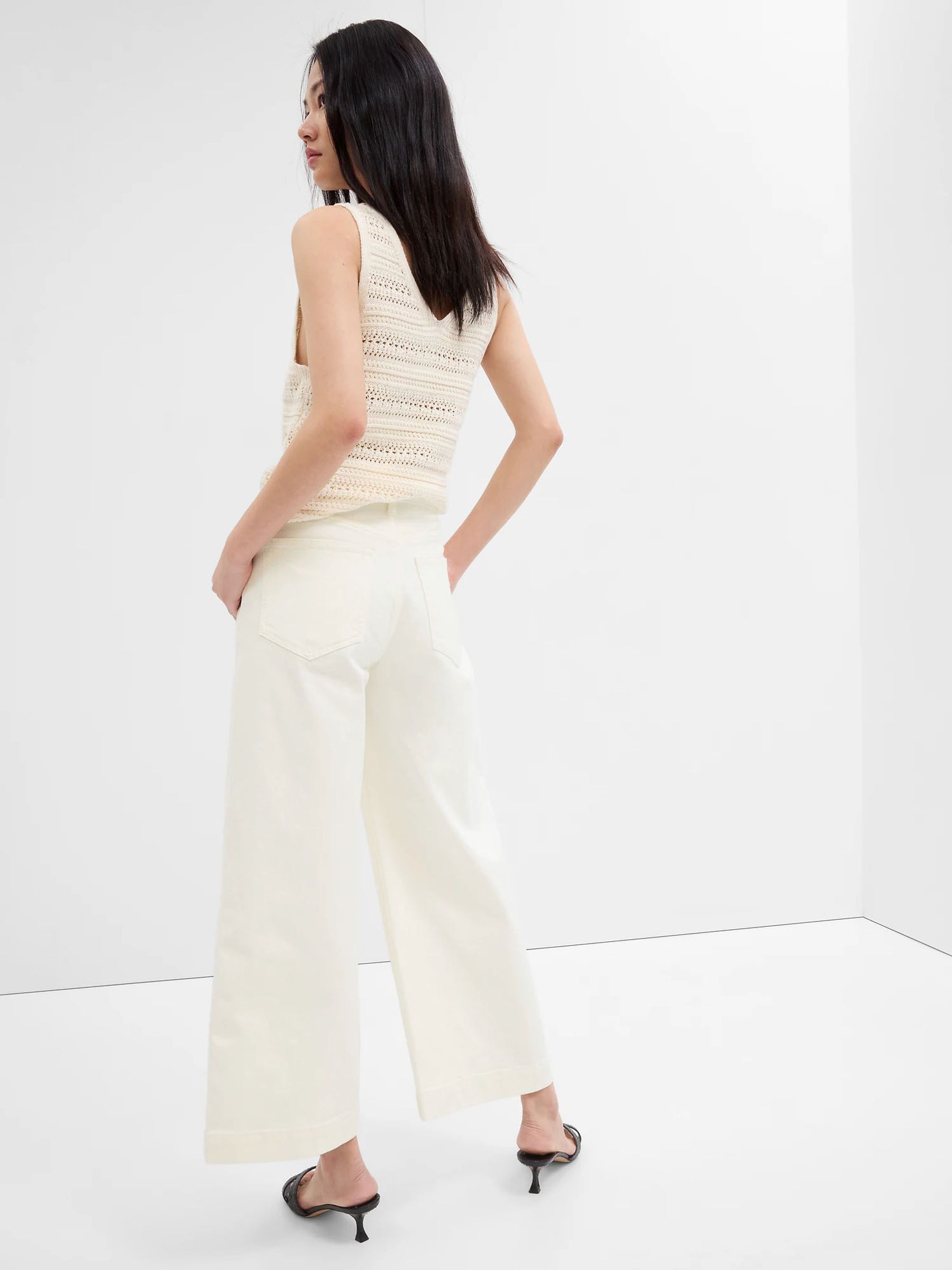 Wide leg white cropped jeans outlet