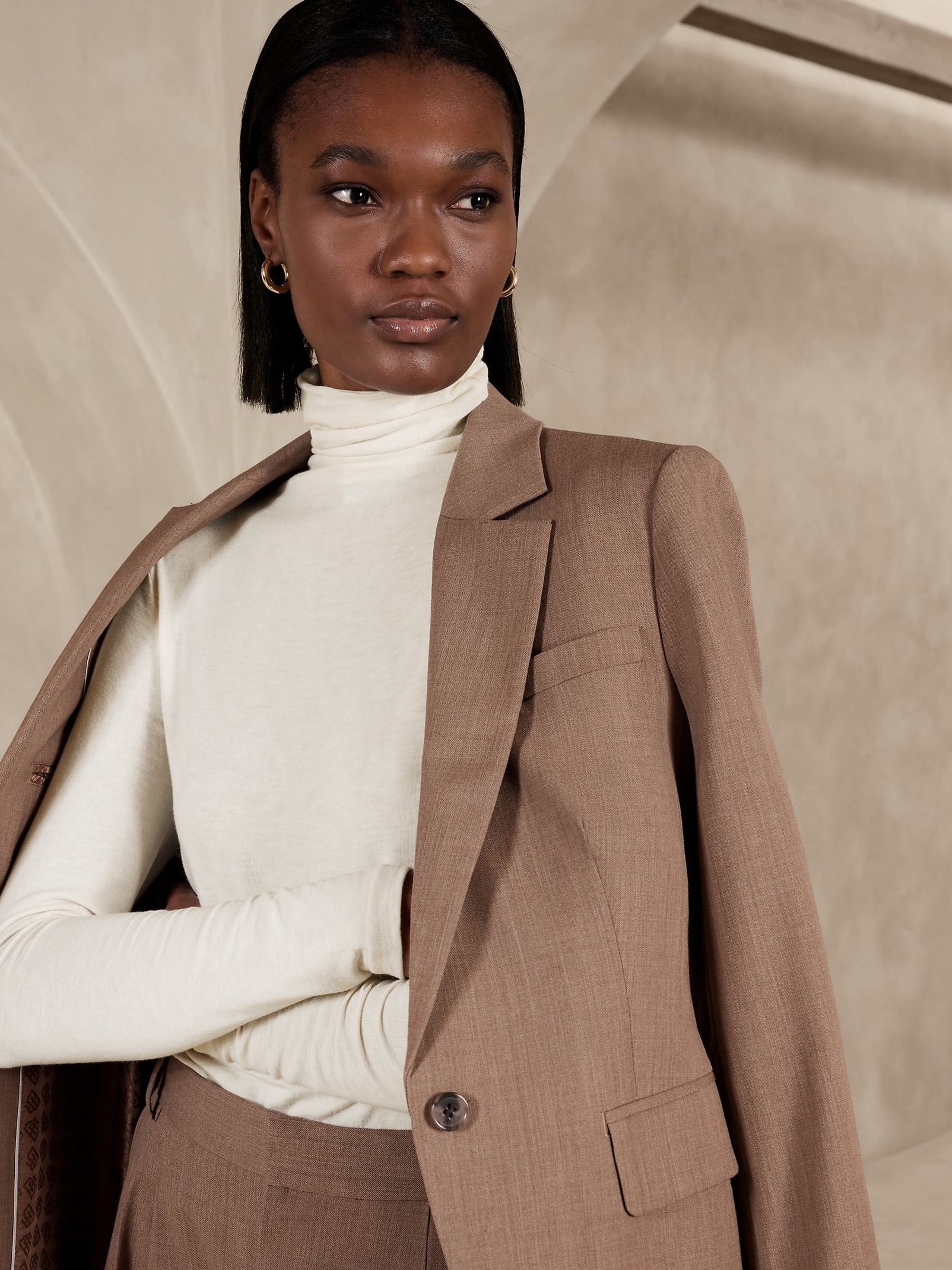 Banana republic white turtleneck shop