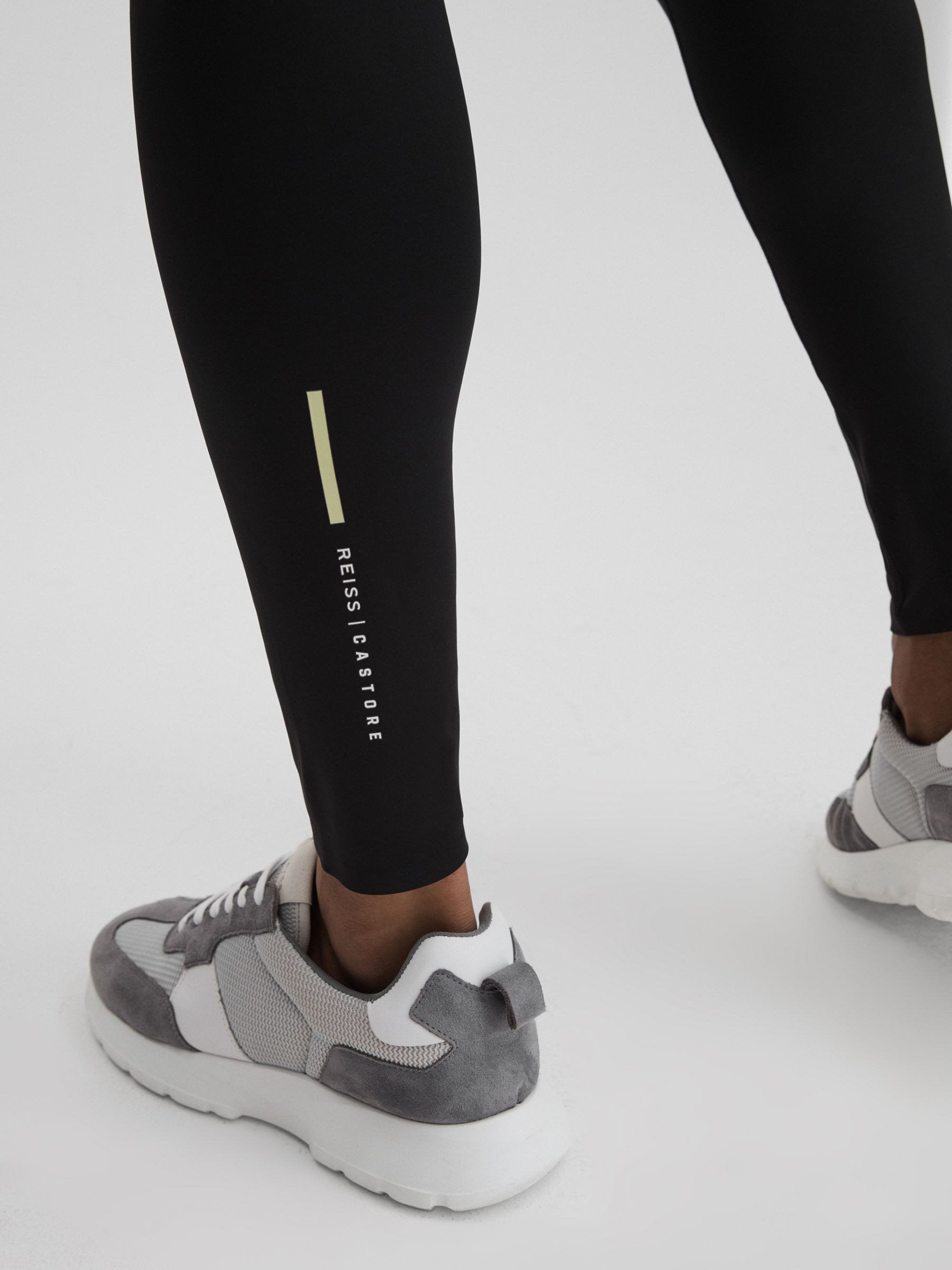 Holt Castore Performance Leggings in Onyx Black
