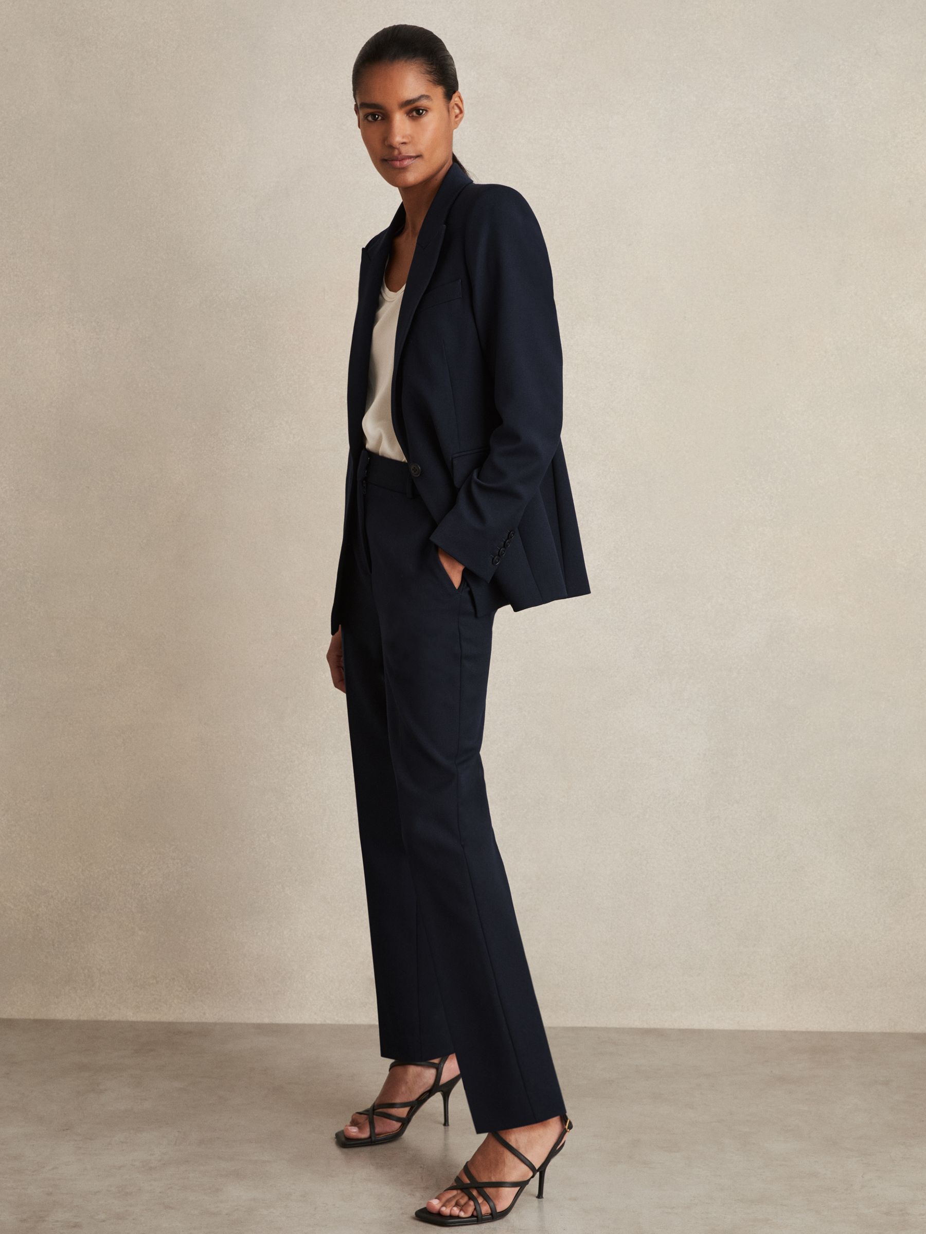 Reiss Petite Tailored Single Breasted Suit Blazer in Navy REISS