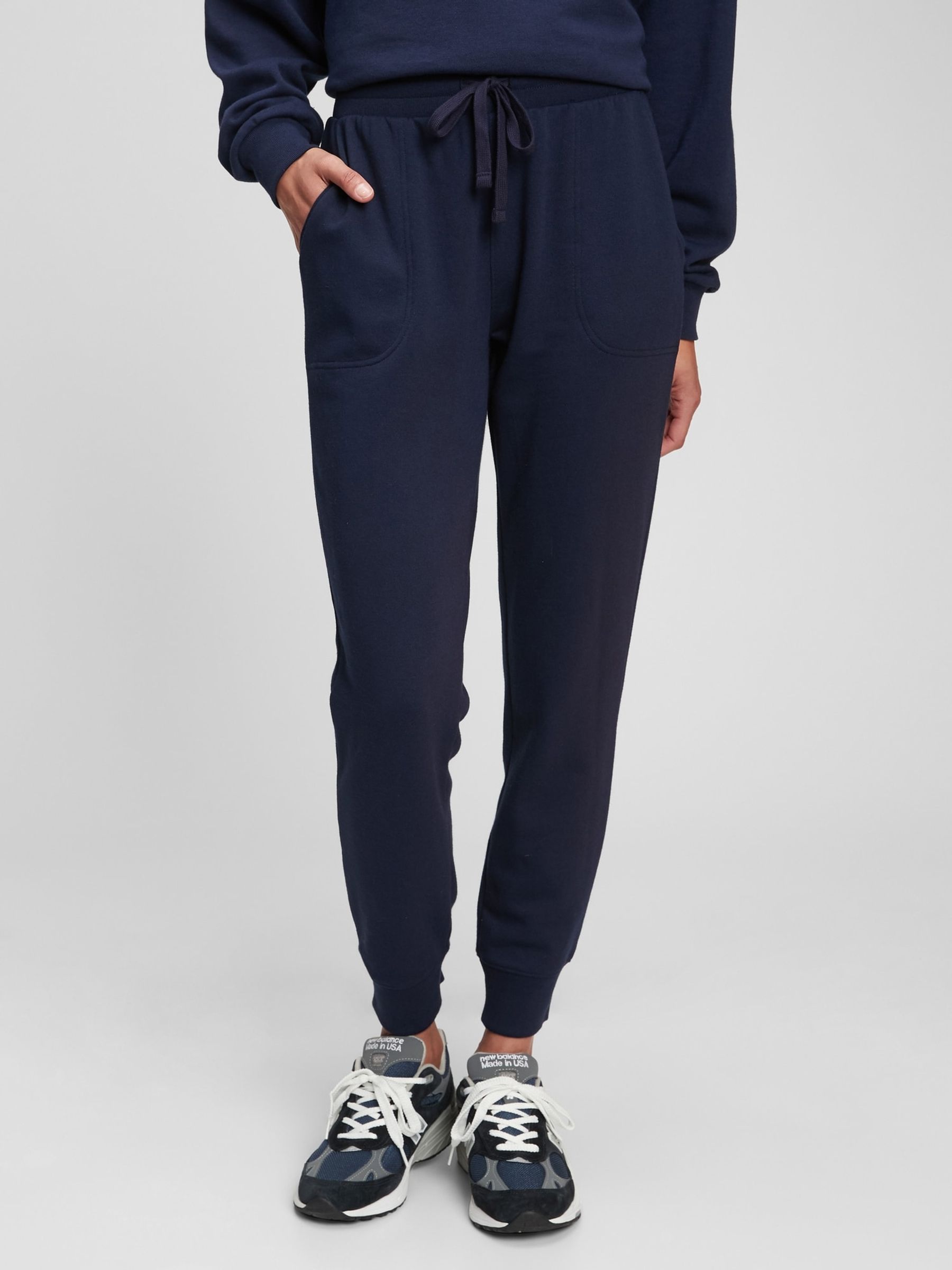 Navy blue fleece joggers 2025