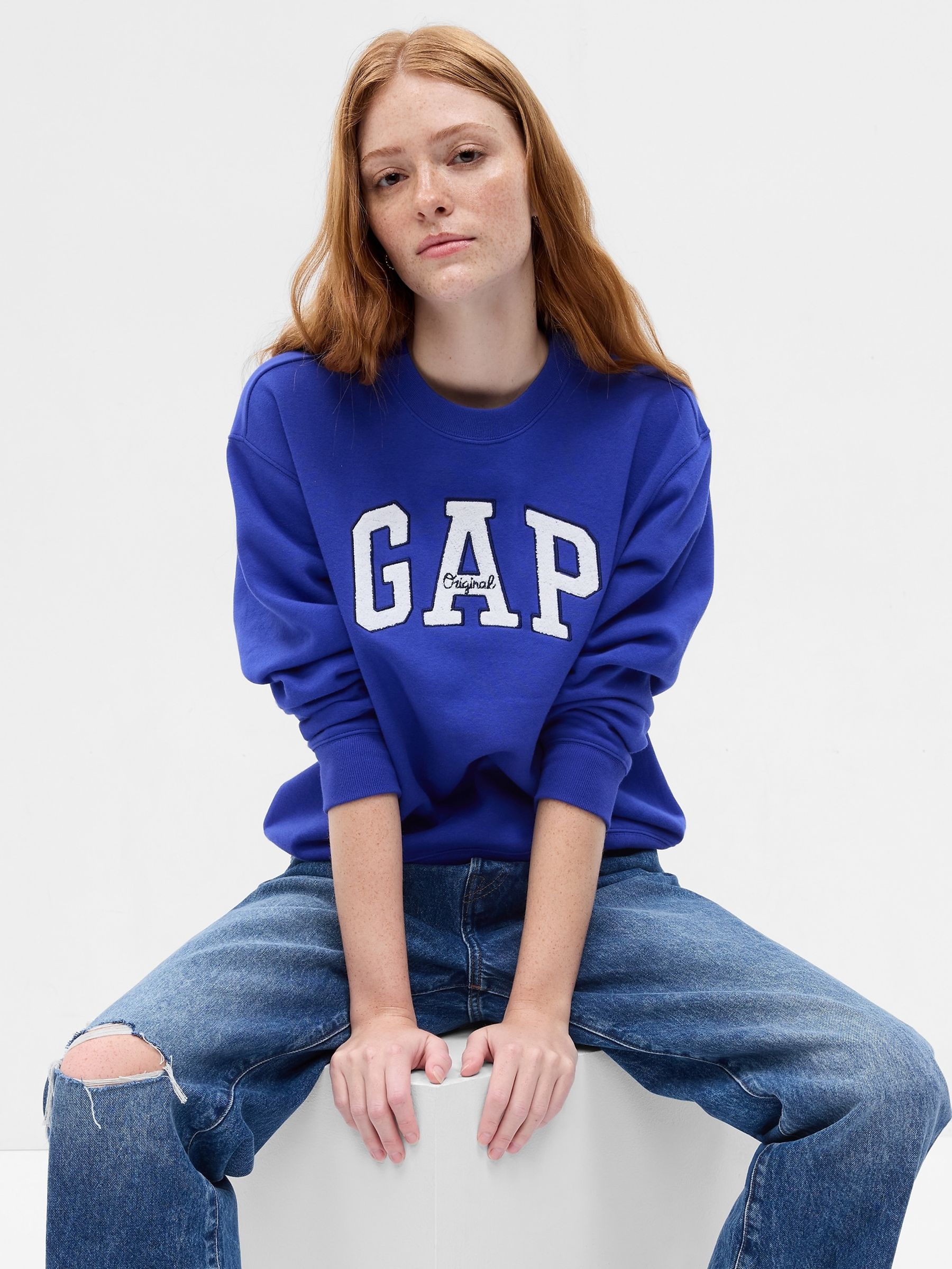 Crew neck gap 2025