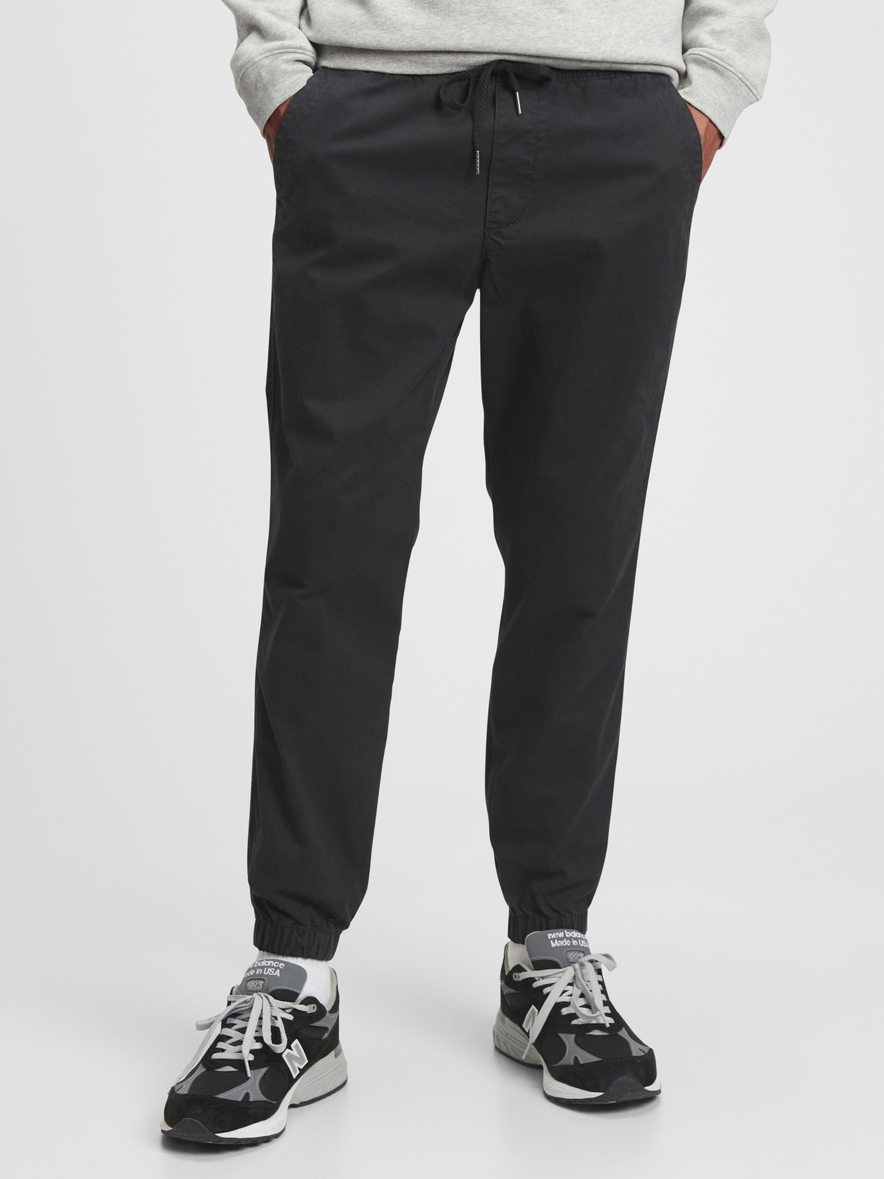 Black GapFlex Essential Joggers