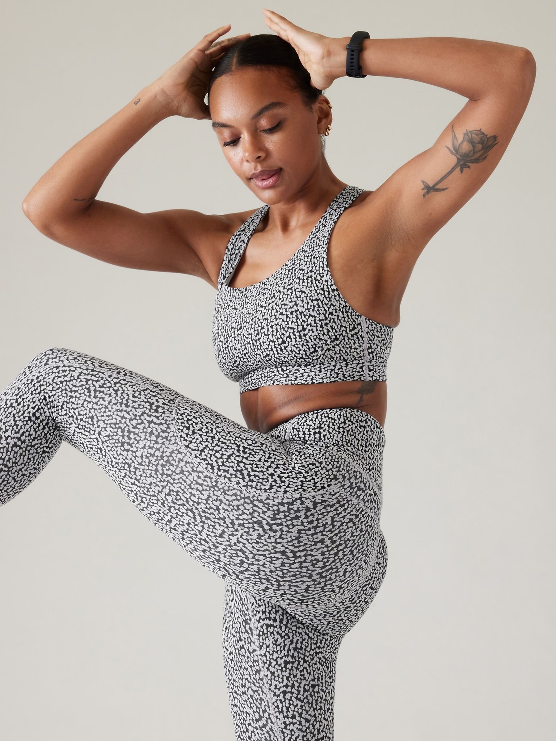 Buy Athleta Black White D DD Cup Ultimate Medium Impact Sports Bra from the Gap online shop