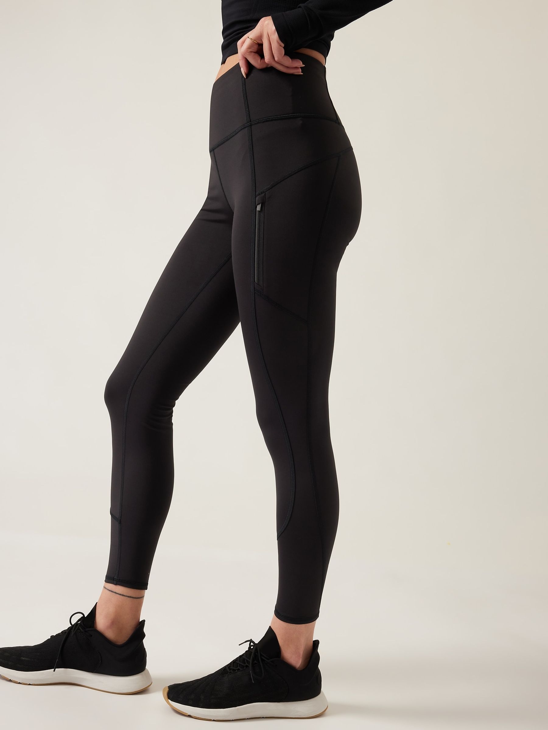 Athleta leggings with pockets 2025