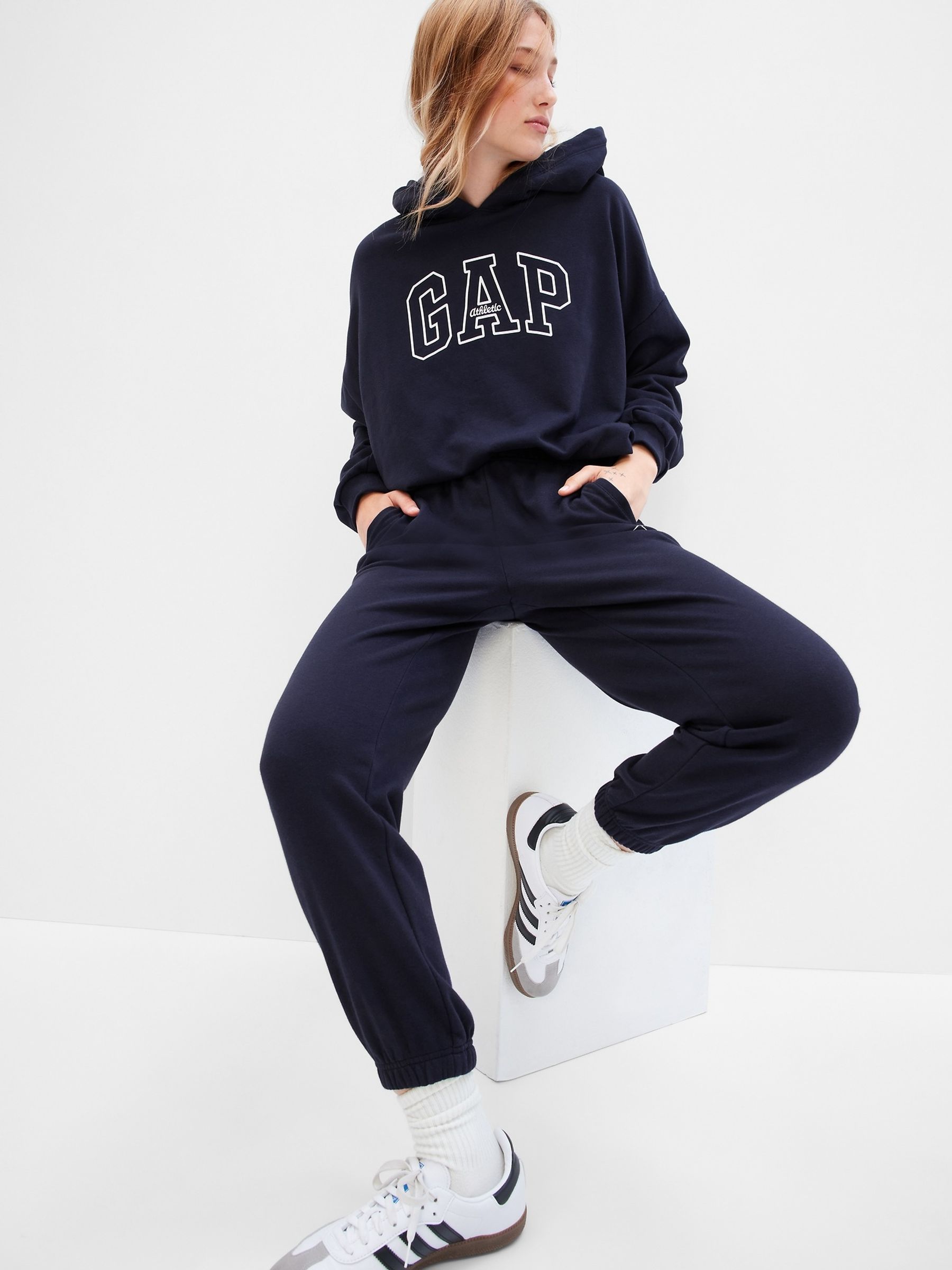 Logo Easy Hoodie
