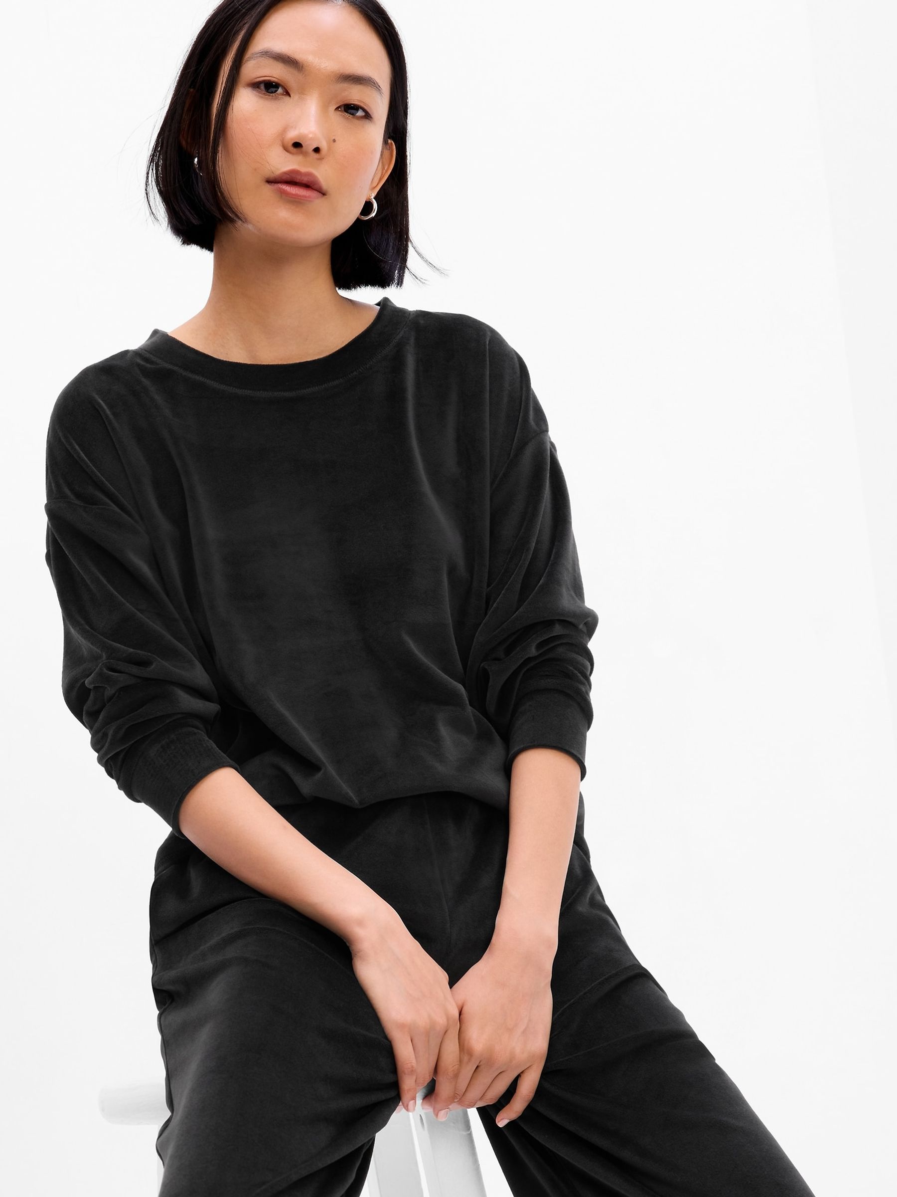 Velour crewneck sweatshirt online