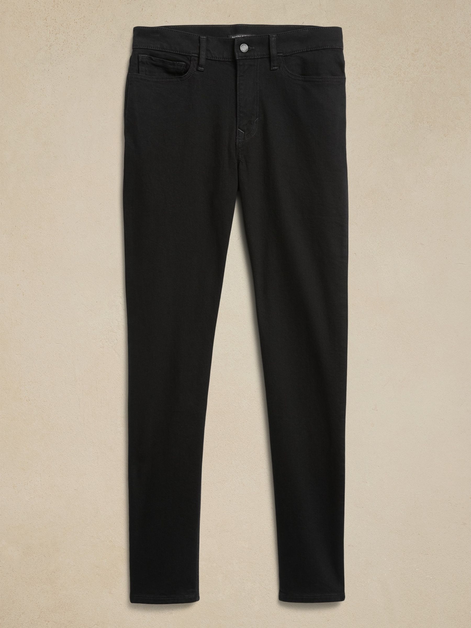 Pantalones republic hotsell