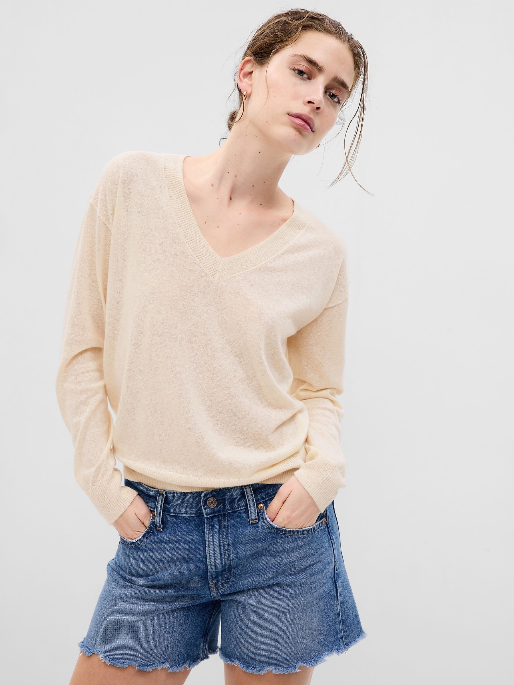 Gap v neck jumper womens top