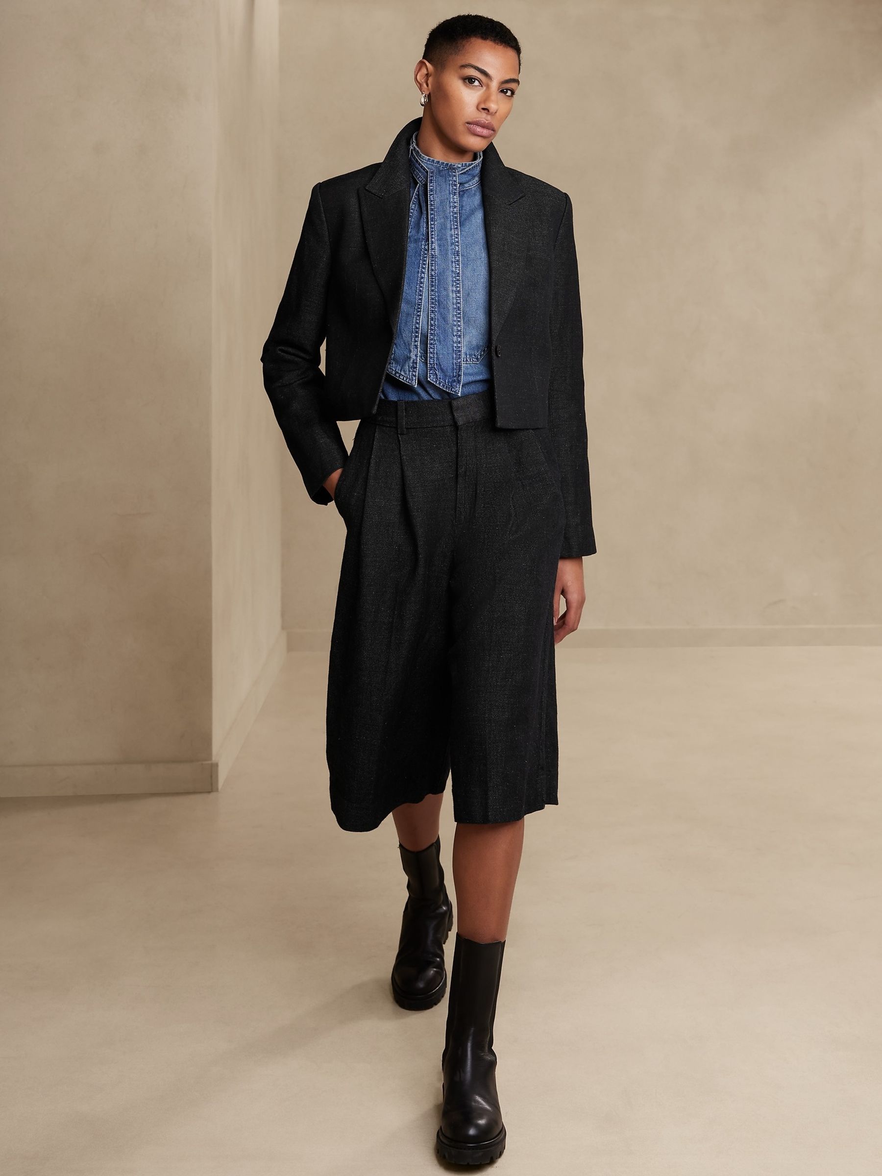 Cropped linen blazer top