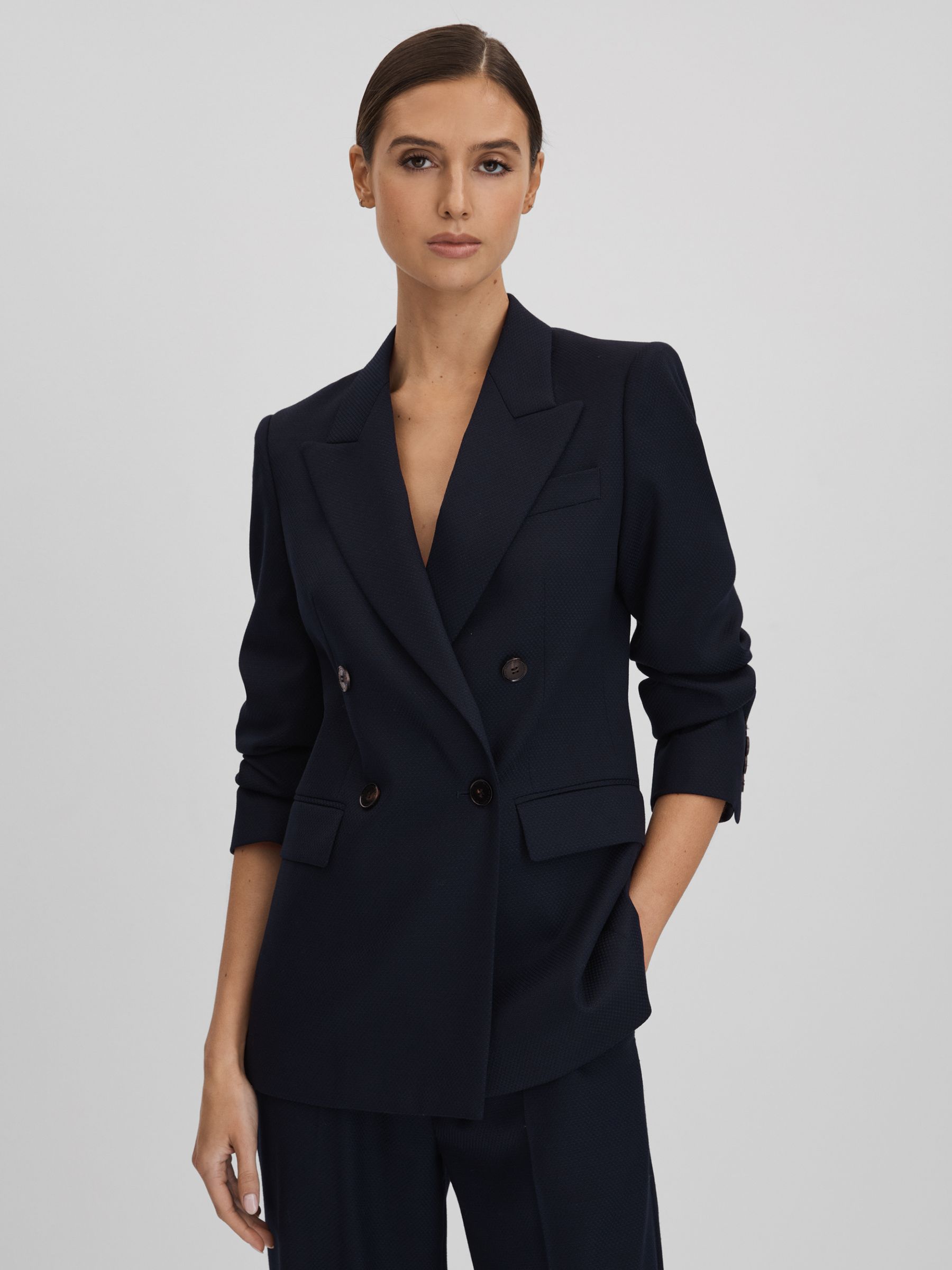 Reiss Wool Blend Double Breasted Suit Blazer in Navy REISS
