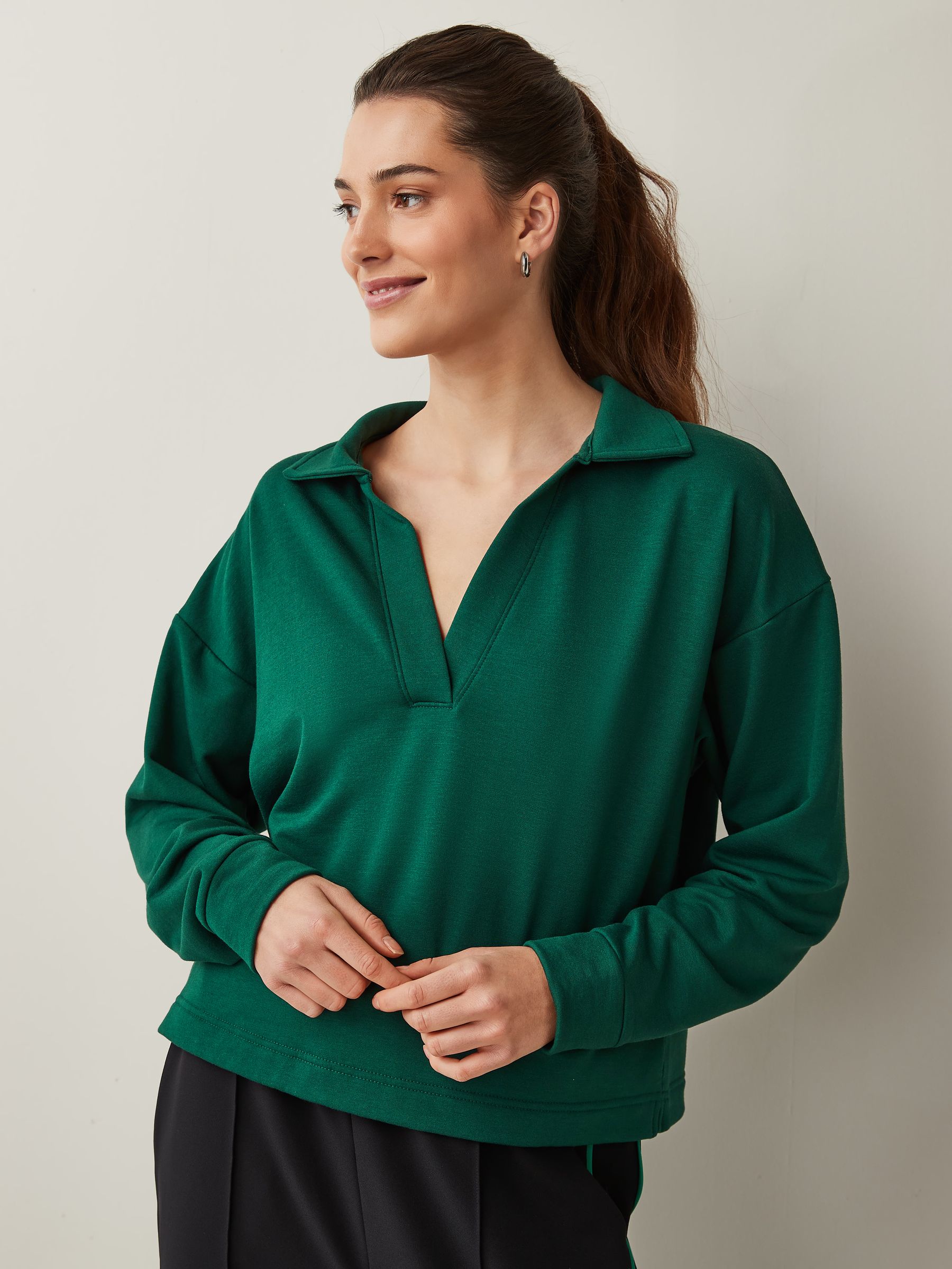 Pullover collar sales
