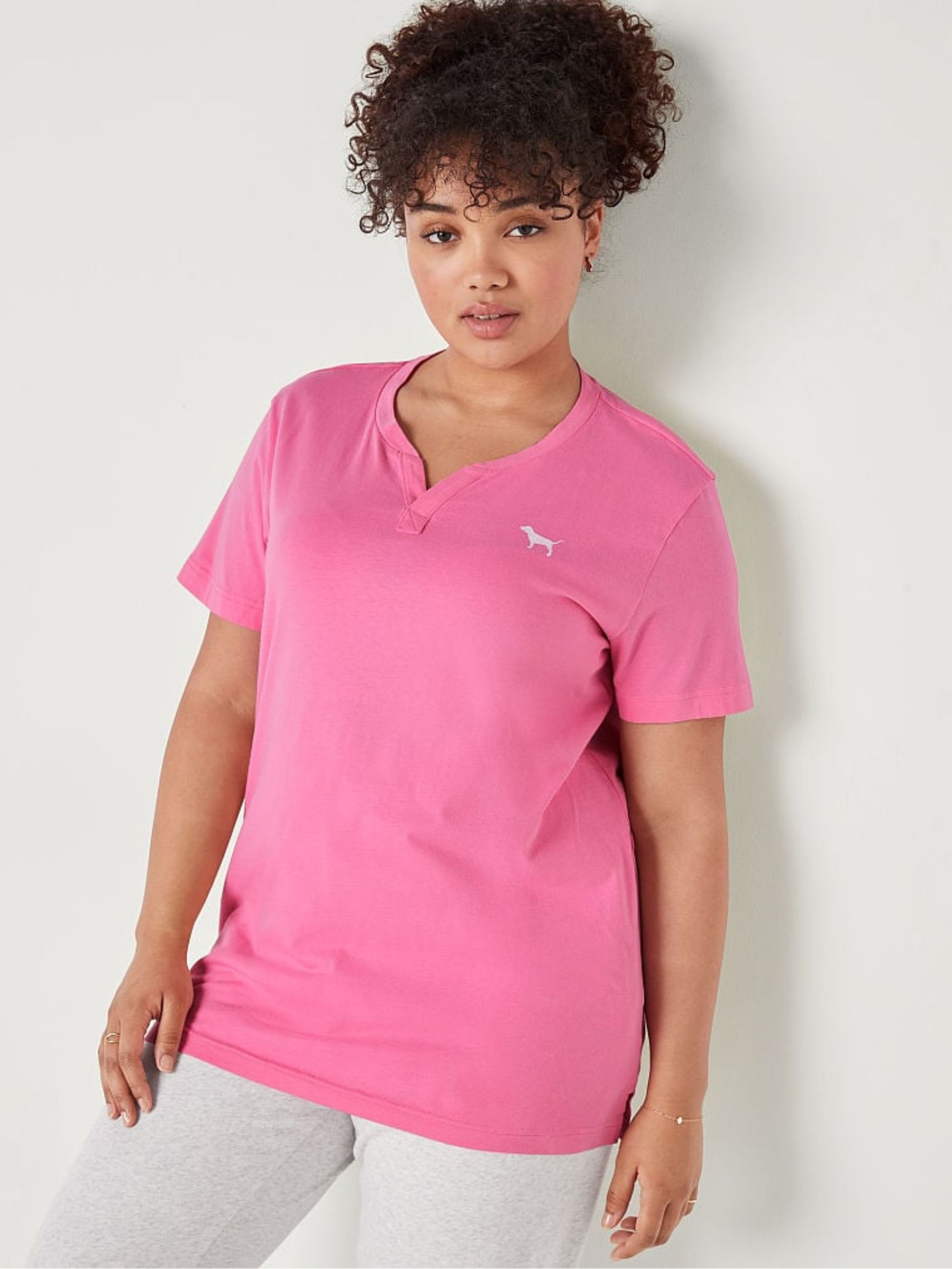 Pink t shirt online shopping clearance