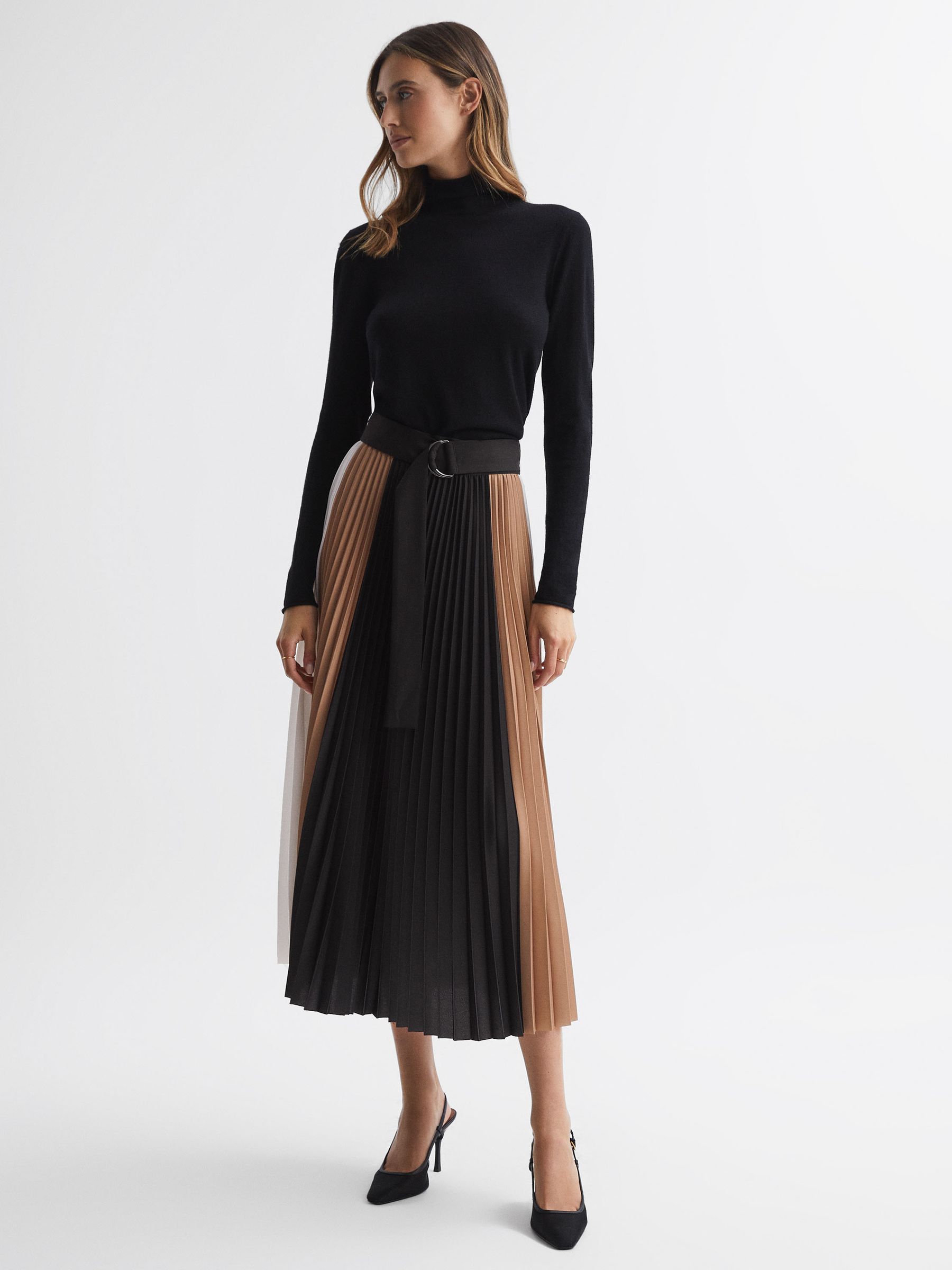 Colourblock Pleated Midi Skirt in Black Camel