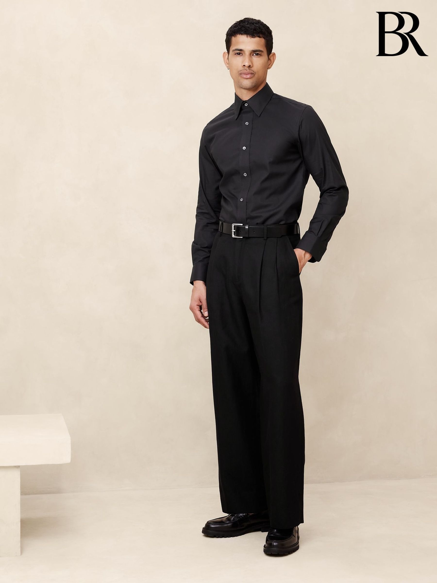 Banana Republic Black Slim Wrinkle Resistant Dress Shirt (122876) | £65