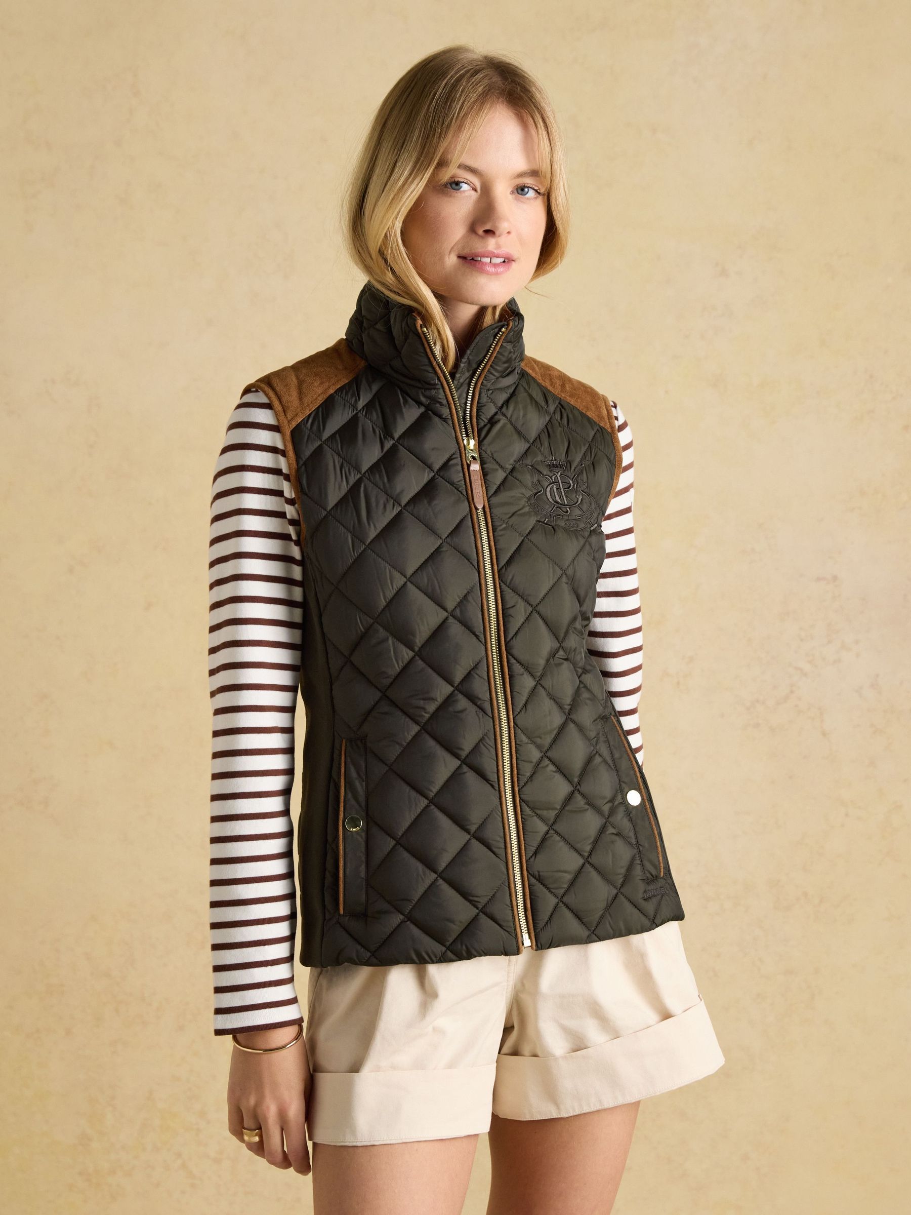 Braemar Luxe Khaki Green Showerproof Diamond Quilted Gilet (153471) | £99