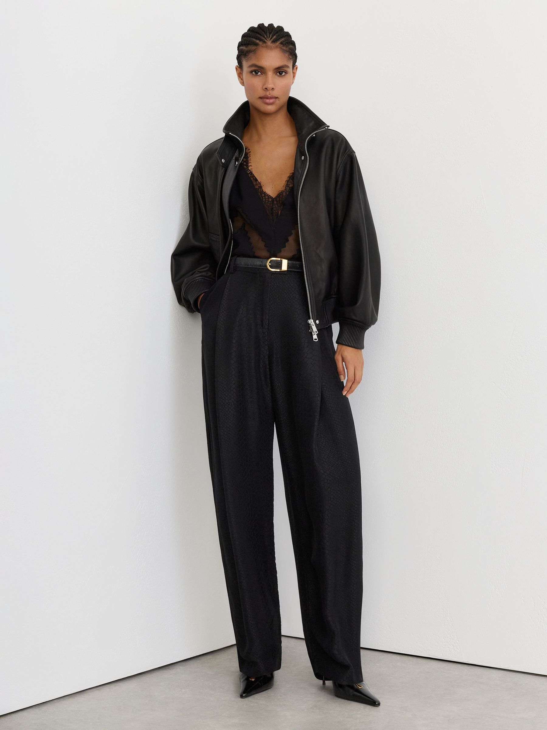 Black - Jacquard Deep-pleat Barrel-leg Trousers