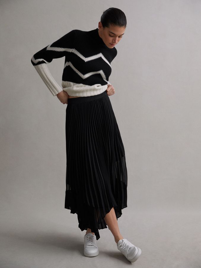 Pleated Layered Asymmetric Midi Skirt in Black (324188) | £50