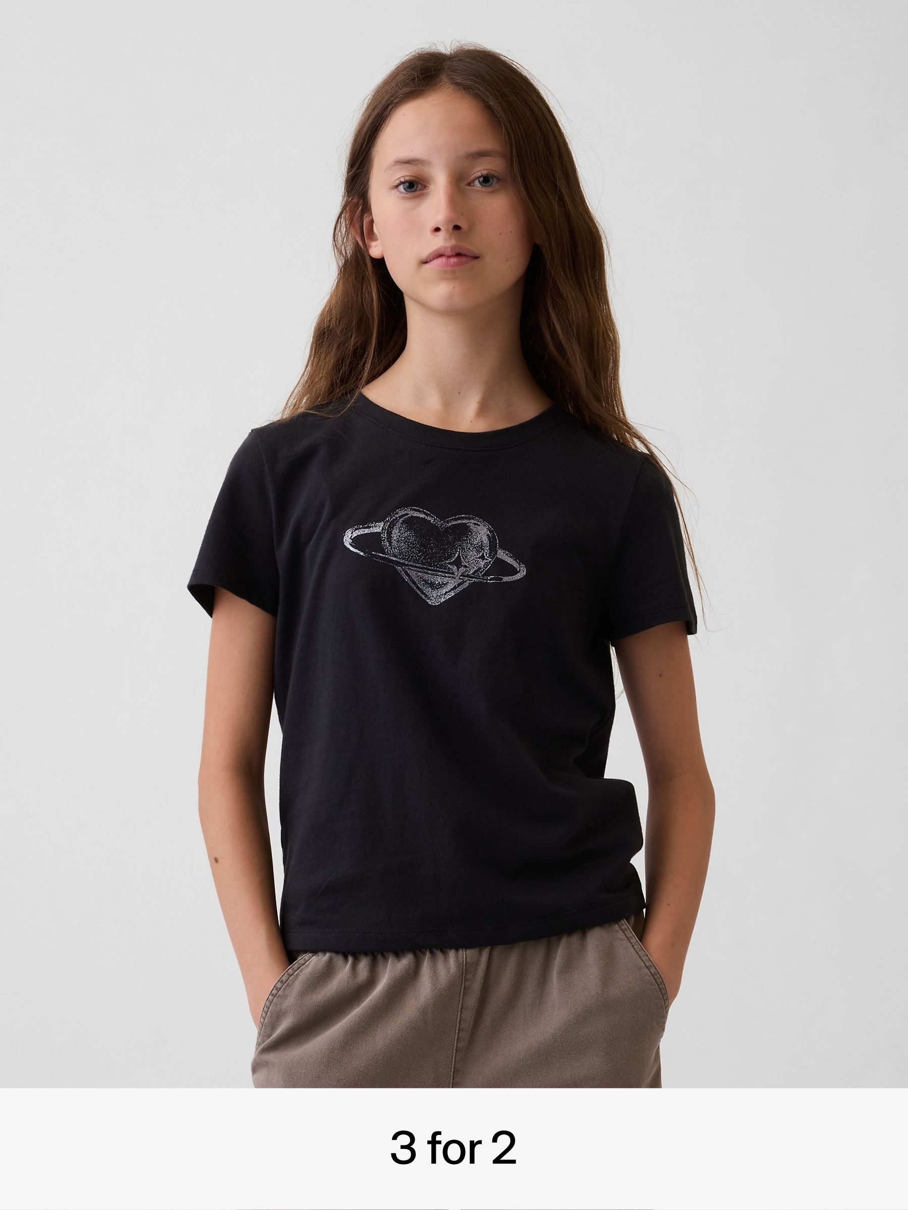 Black Saturn Heart - Graphic Short Sleeve T-shirt