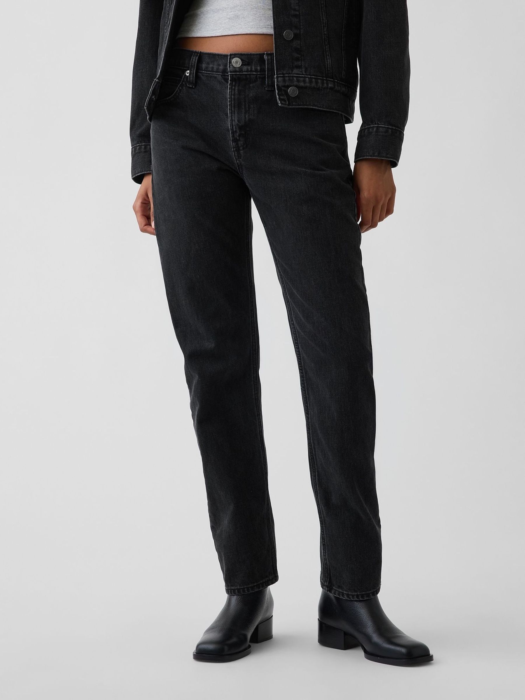 Black - Mid Rise Straight Taper Jeans