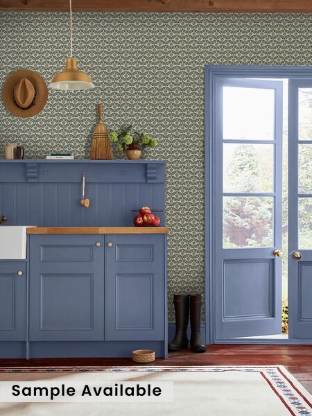 Stately Floral 10m Wallpaper