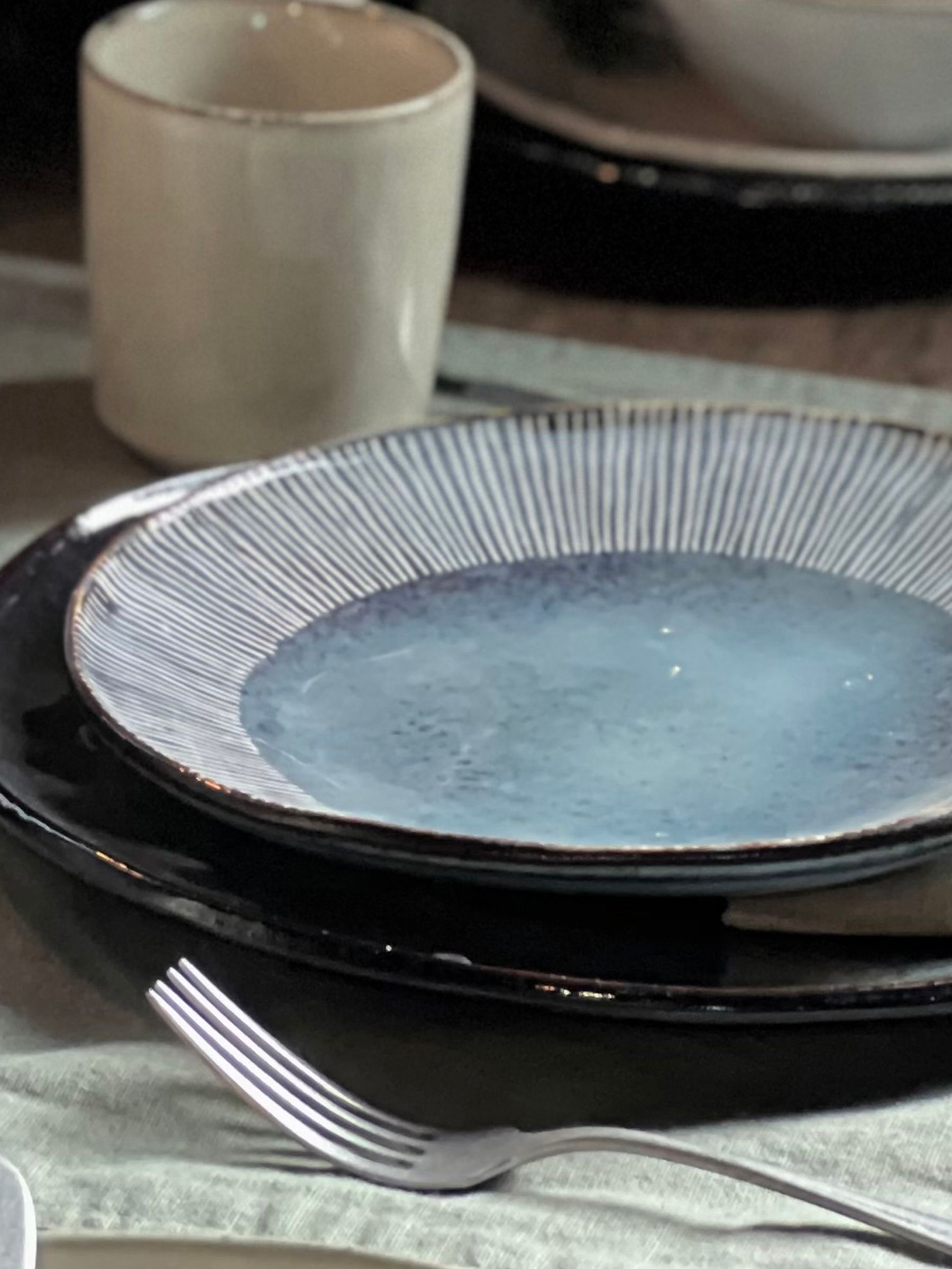 Dutch Rose Blue Set of 4 Dinner Plates Set of 4 Dinner Plates (685947) | £44