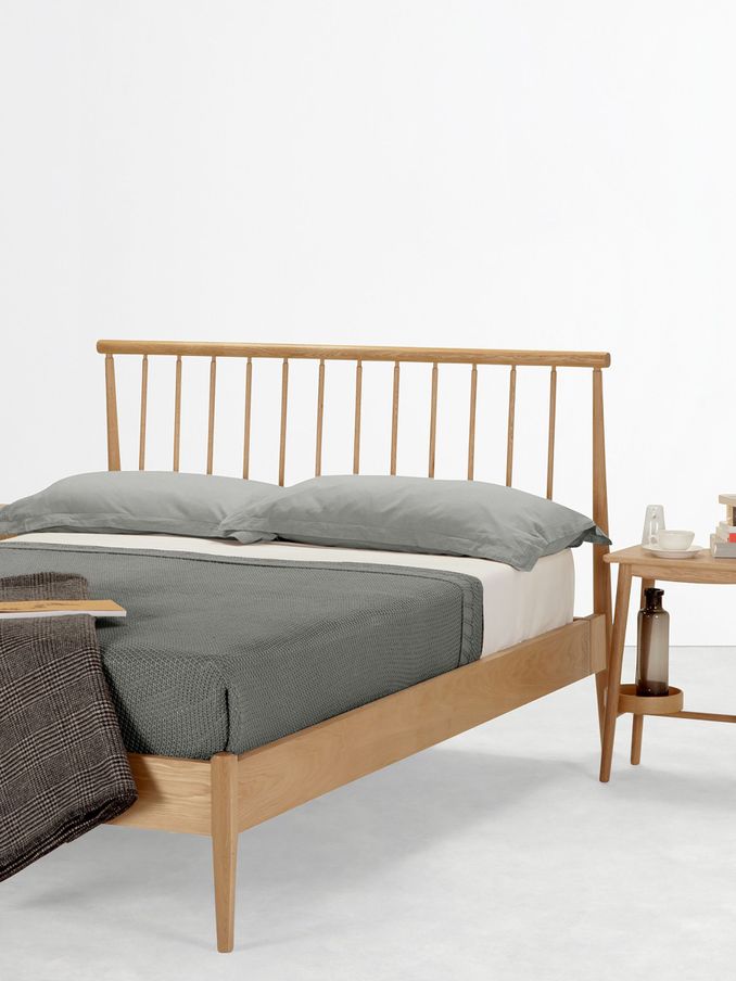 Penn Bedside Table in Oak (834620) | £139