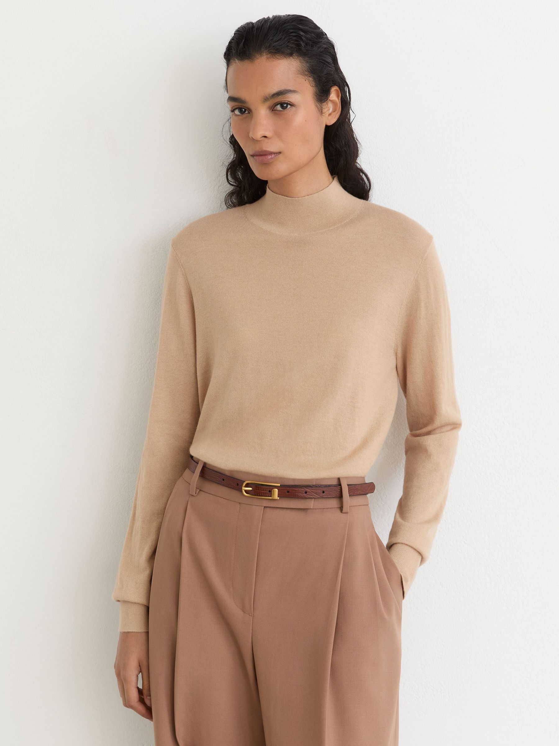 Camel - Ultra-soft Merino Wool High-neck Jumper