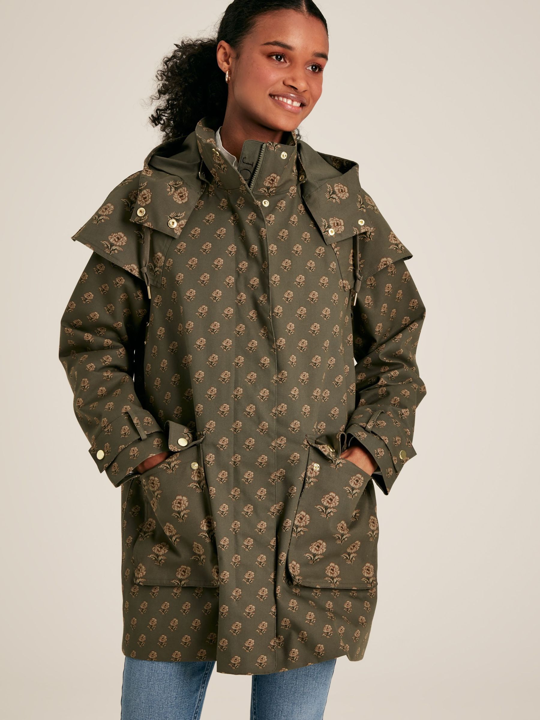 Edinburgh Green Premium Waterproof Hooded Raincoat (960497) | £48