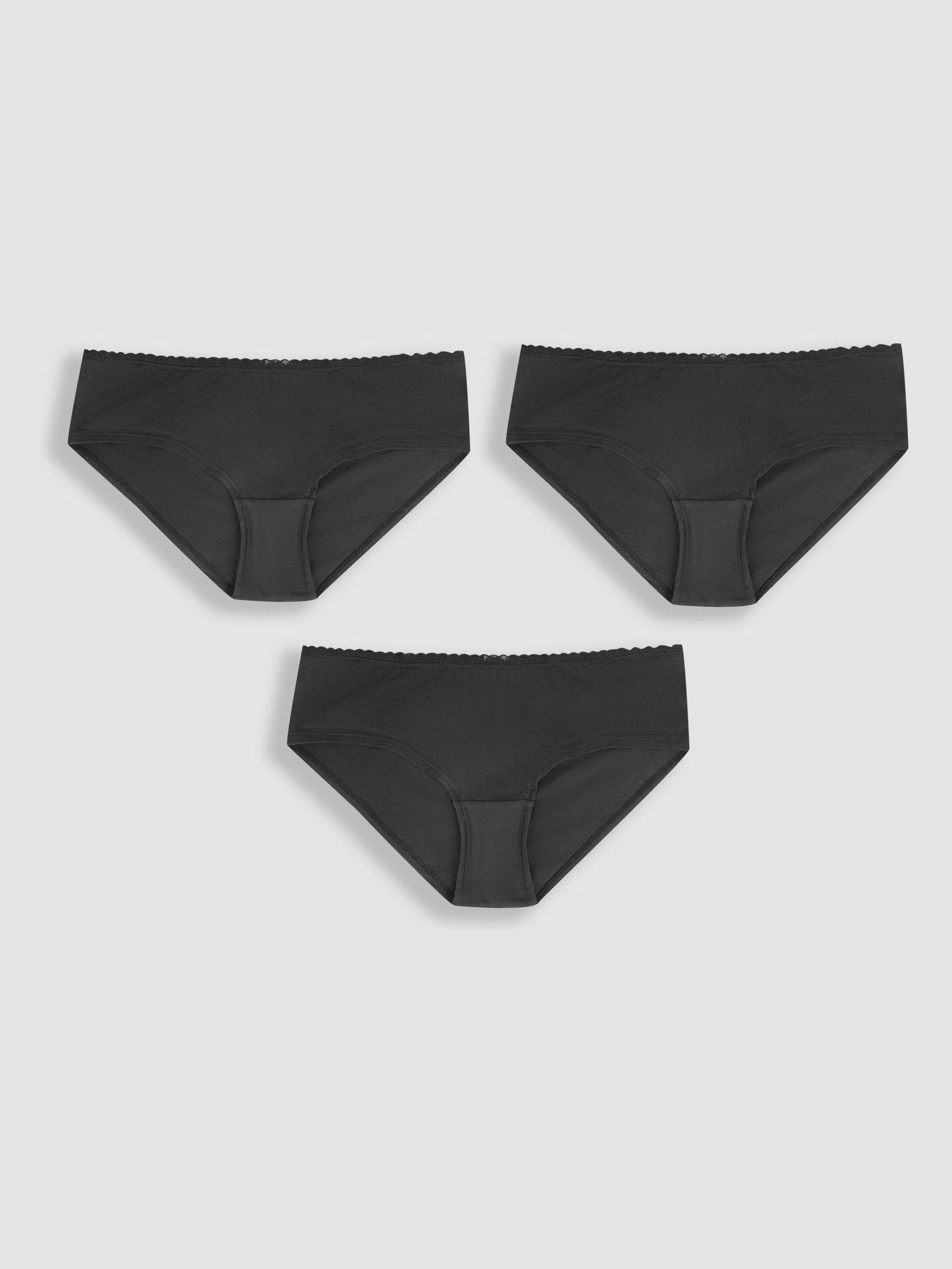 Black 3-Pack Lace Trim Maternity Shorts (962598) | £16