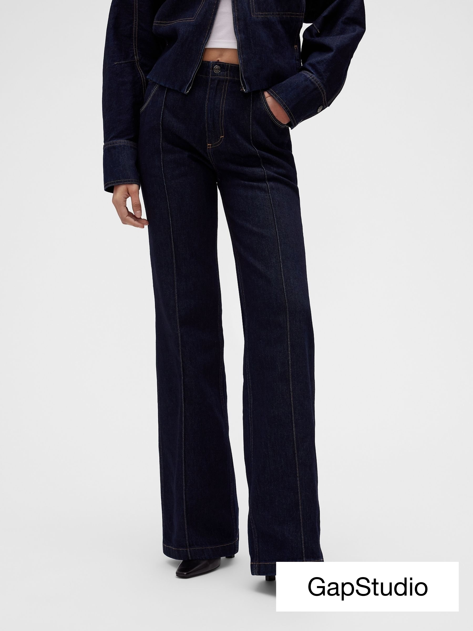 GapStudio Dark Wash - High Waisted Pintuck Jeans