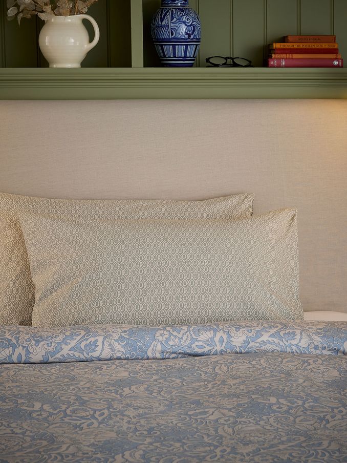 Blue Balmoral Standard Pillowcase 100% Cotton Set of 2 100% Cotton Standard Pillowcases (AA0826) | £20