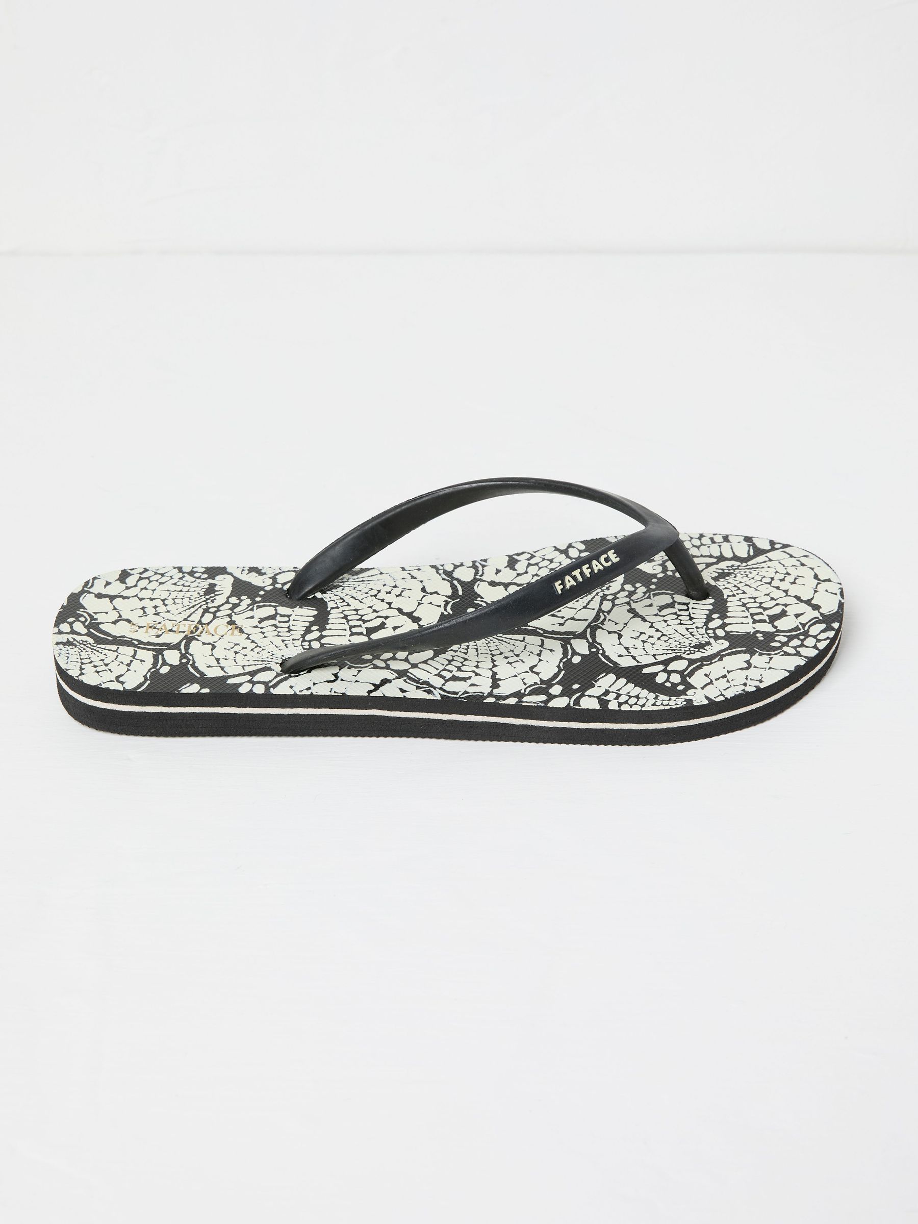 Portloe Black Flip Flop (AB2592) | £15