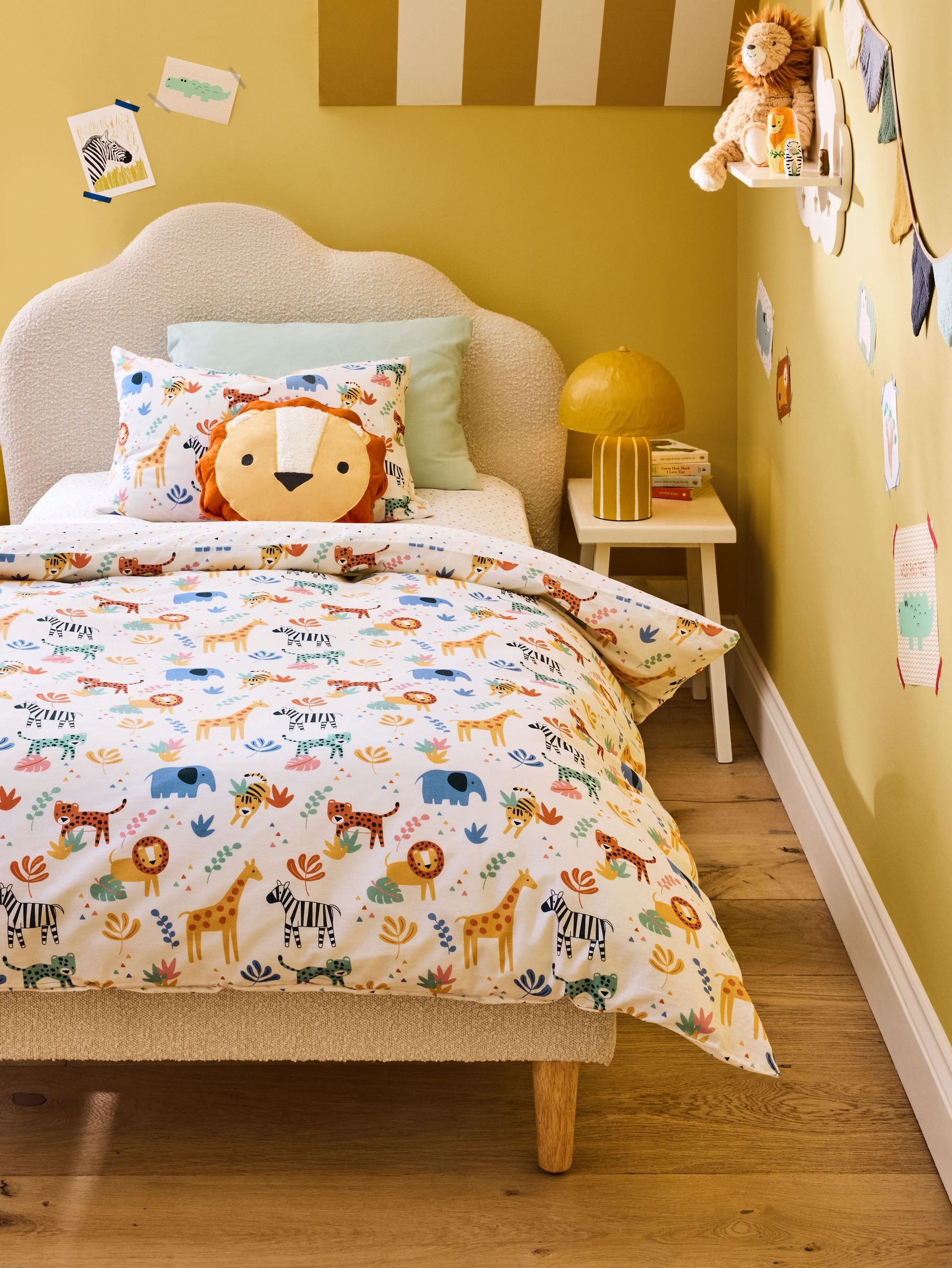 Safari 180 Thread Count Duvet Cover and Pillowcase Set (AD0030) | £25 - £30