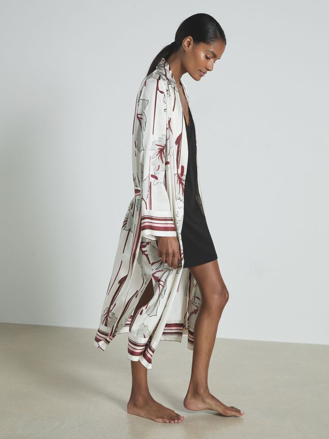 Satin Printed Robe in Ivory/Burgundy (AE6514) | £48