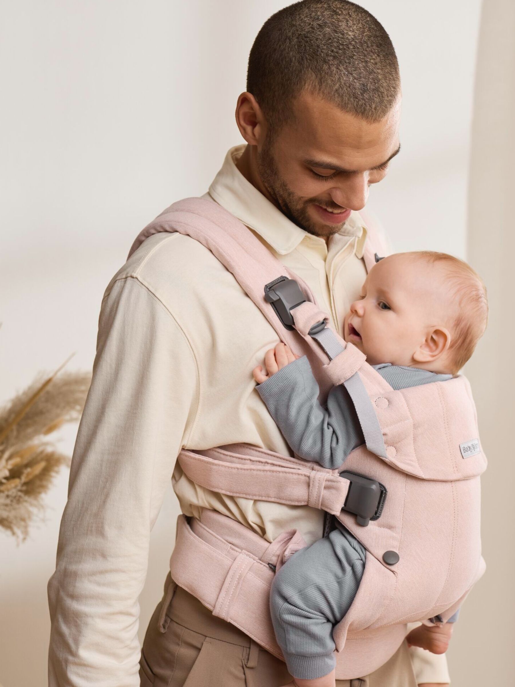 BabyBjörn Light Pink Baby Carrier Harmony Woven Mélangé (AH3054) | £209