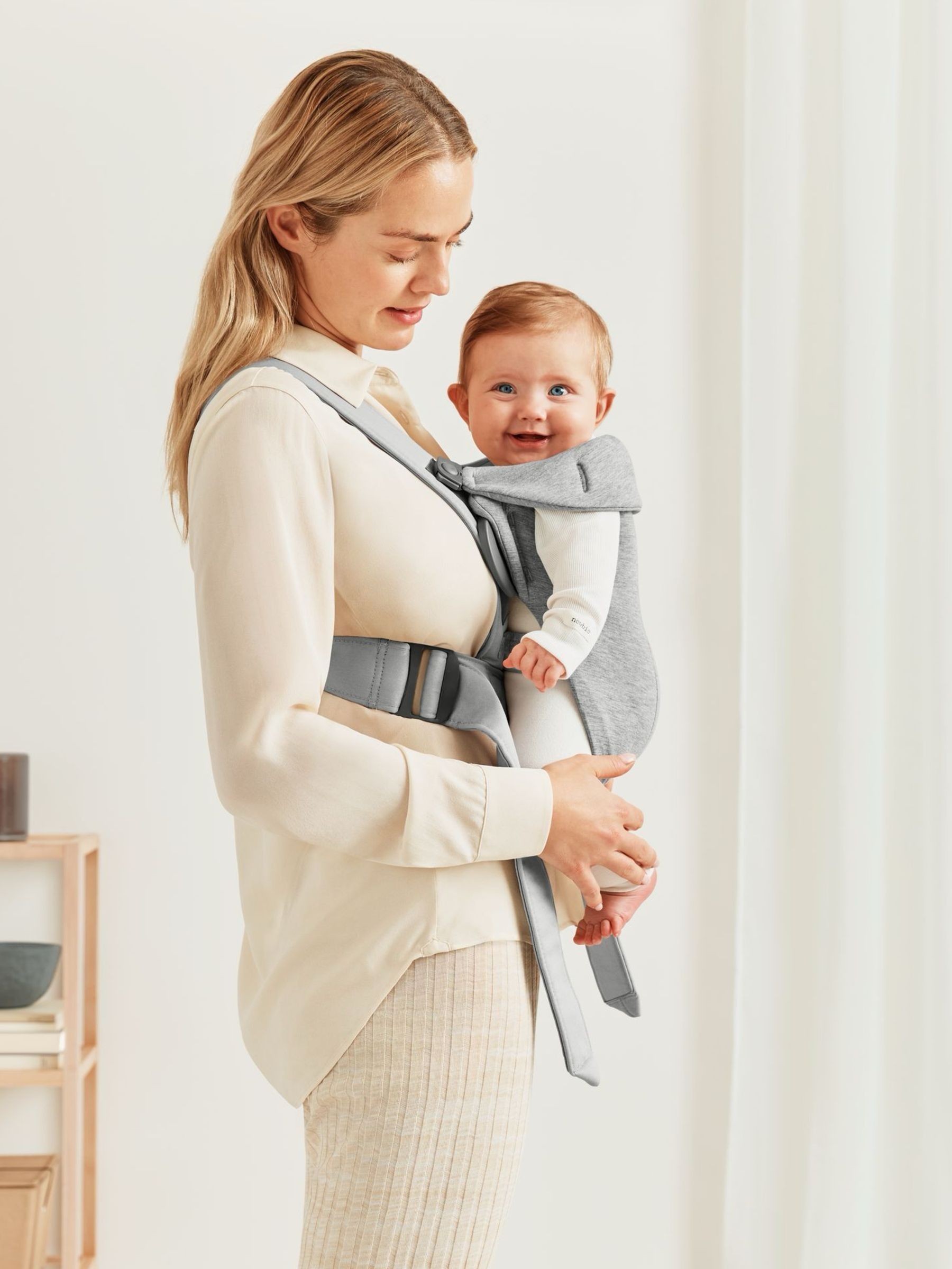 BabyBjörn Light Grey Baby Carrier Mini Woven (AH3065) | £105