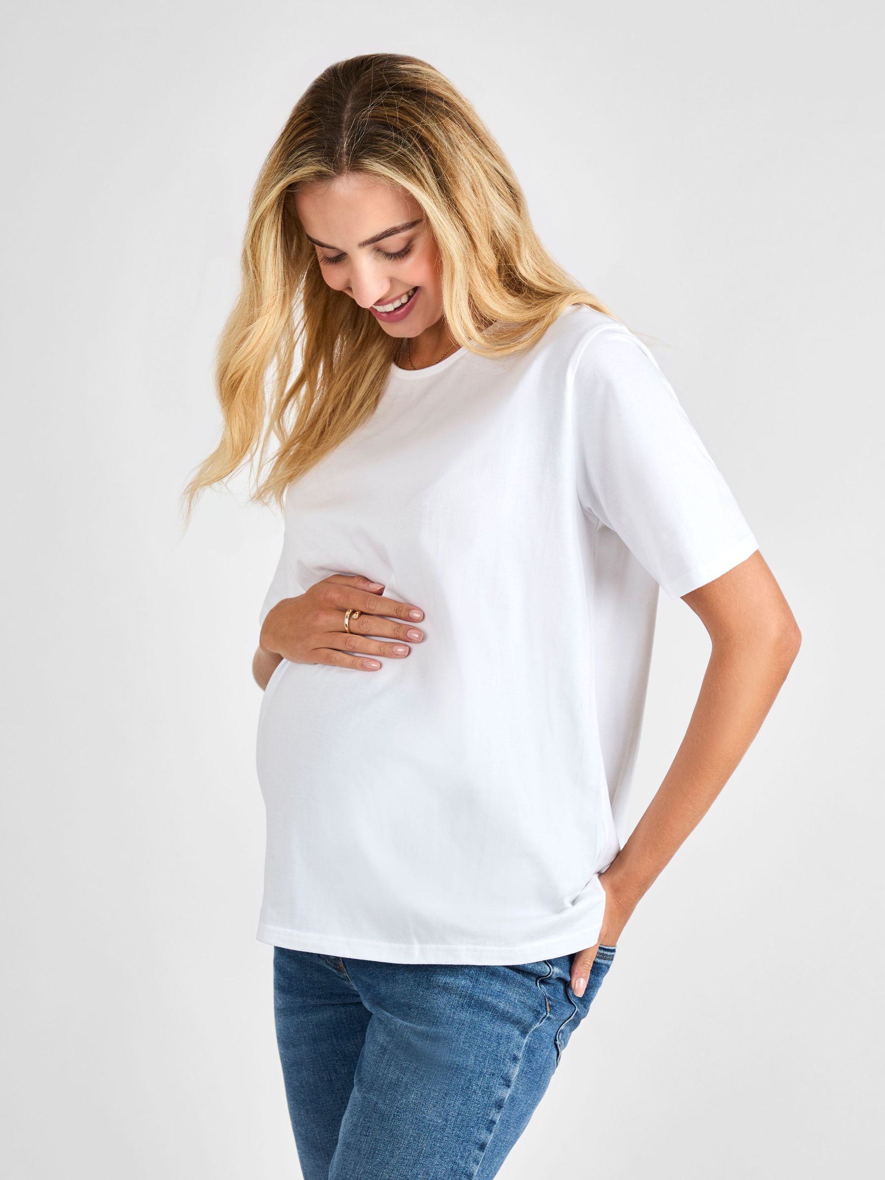 White Oversized Boyfriend Maternity T-Shirt (AJ4476) | £18