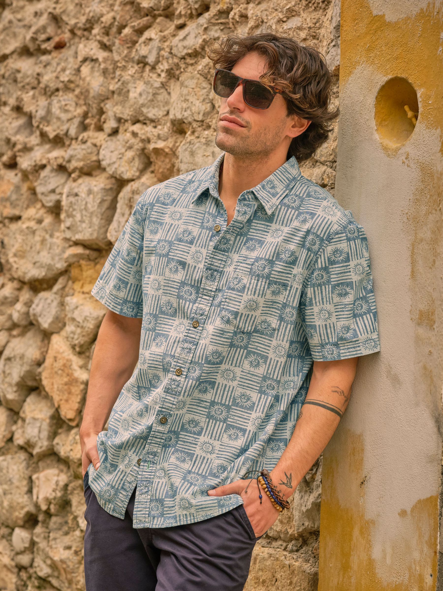 Blue Short Sleeve Sun Print 100% Cotton Shirt (AJ5129) | £46