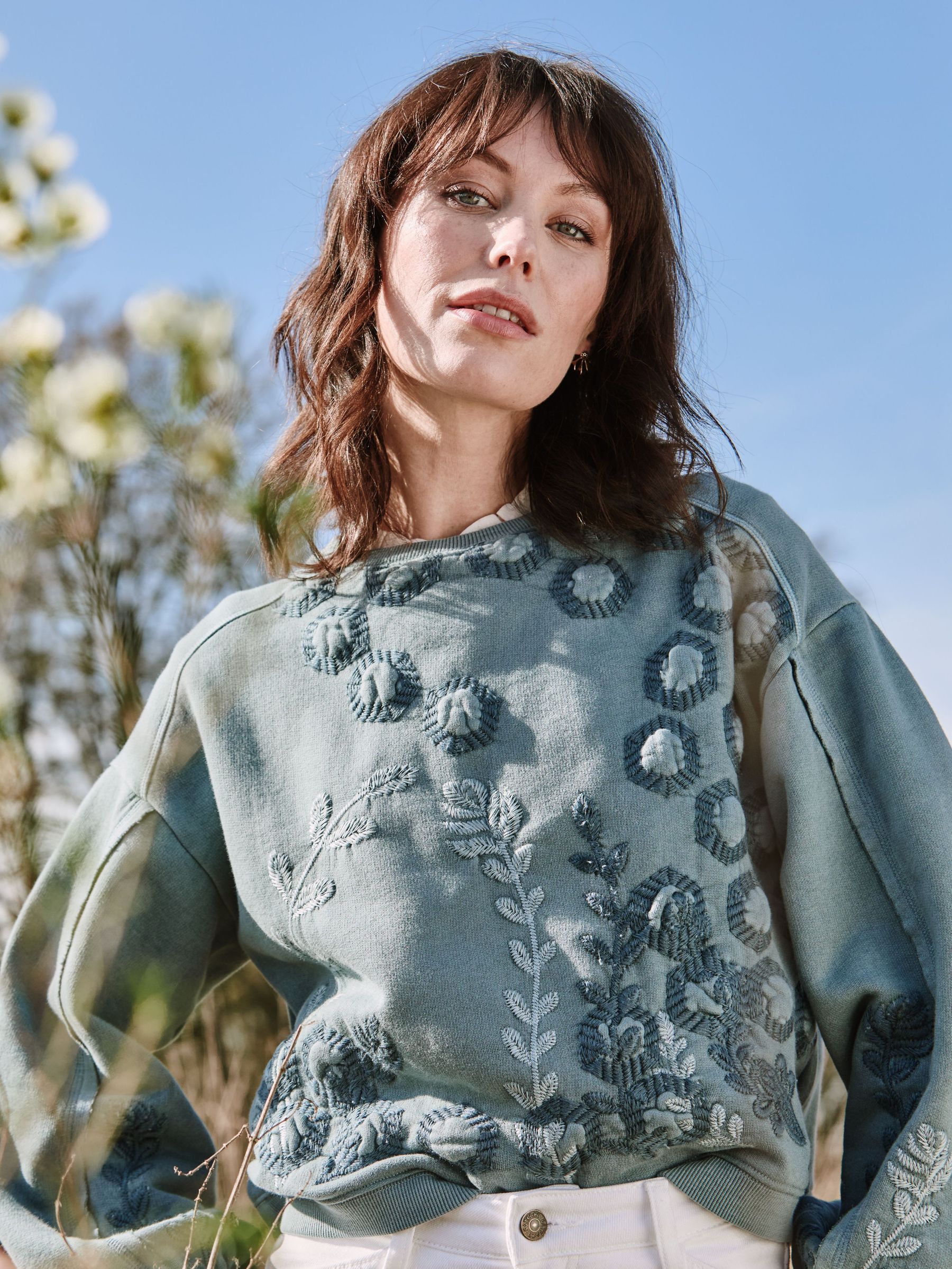 Indigo Blue Beeble Embroidered Crew Sweatshirt (AK6093) | £49.50