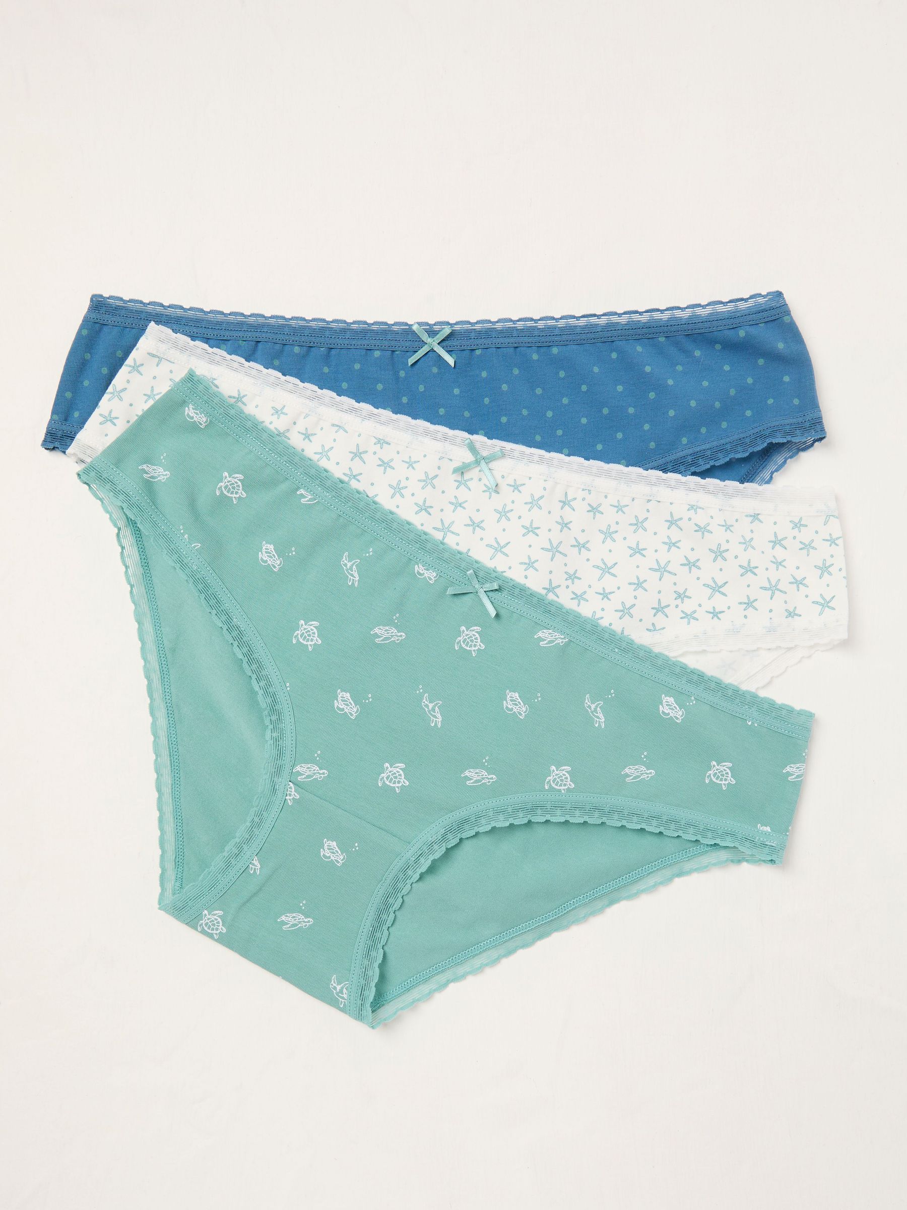 White Turtle 3 Pack Knickers (AK7855) | £18
