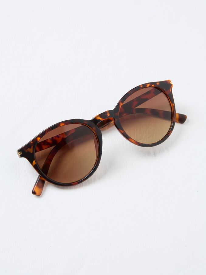 Tortoiseshell Brown Poppy Sunglasses (AK8586) | £25