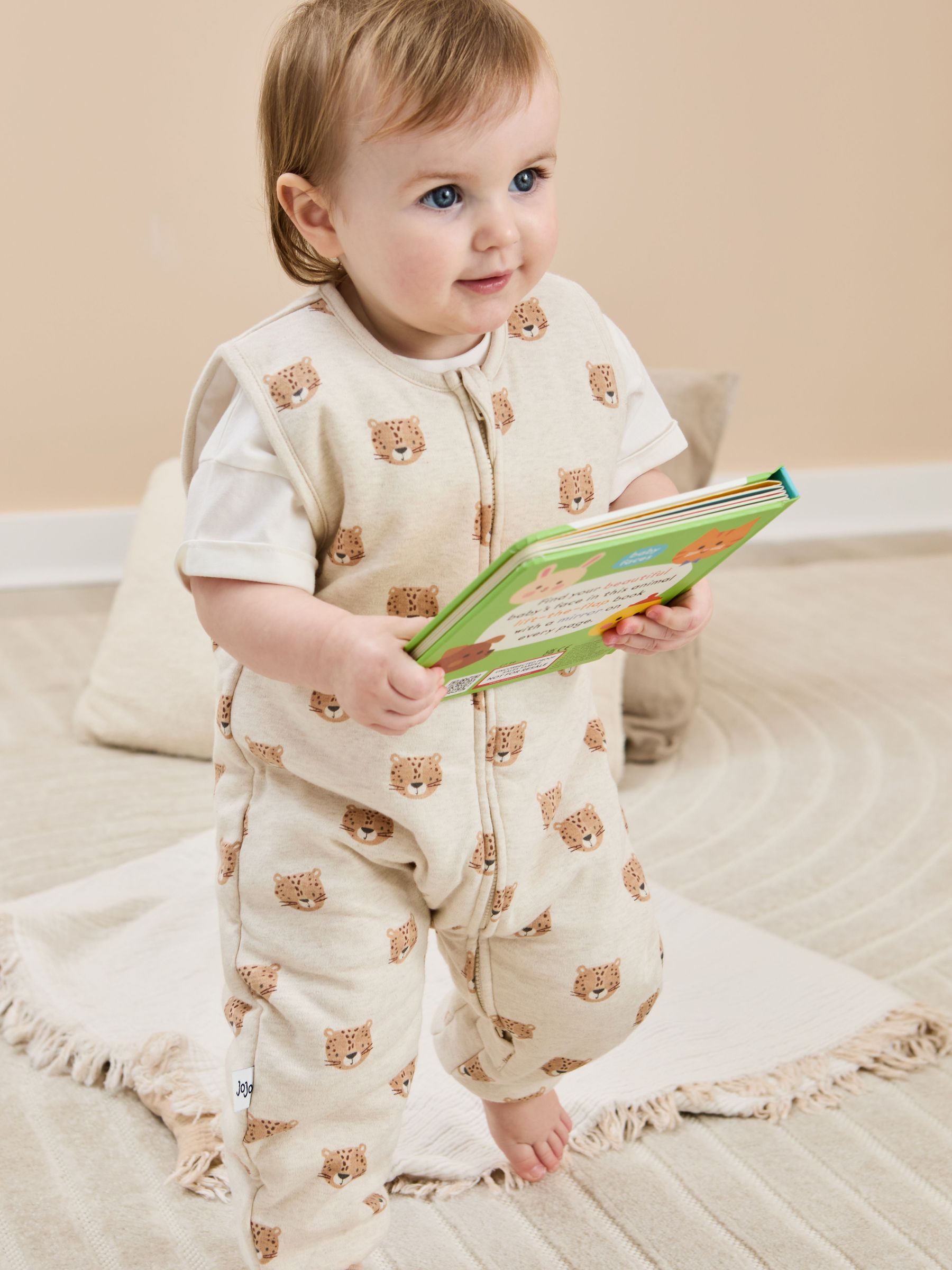 Neutral 1.5 Tog Snuggler (AM6560) | £34