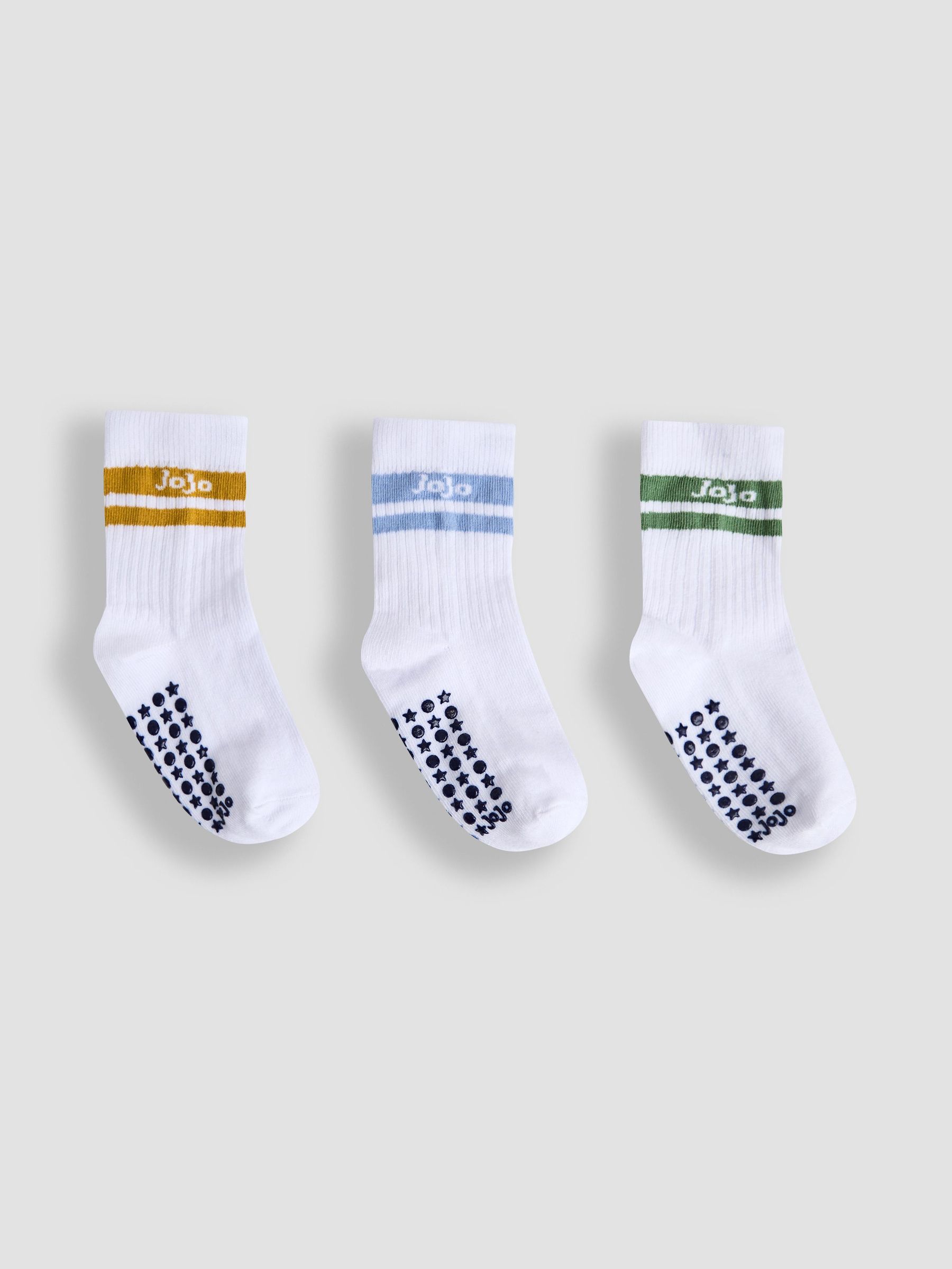 White 3-Pack Ribbed Socks (AM7740) | £9.50