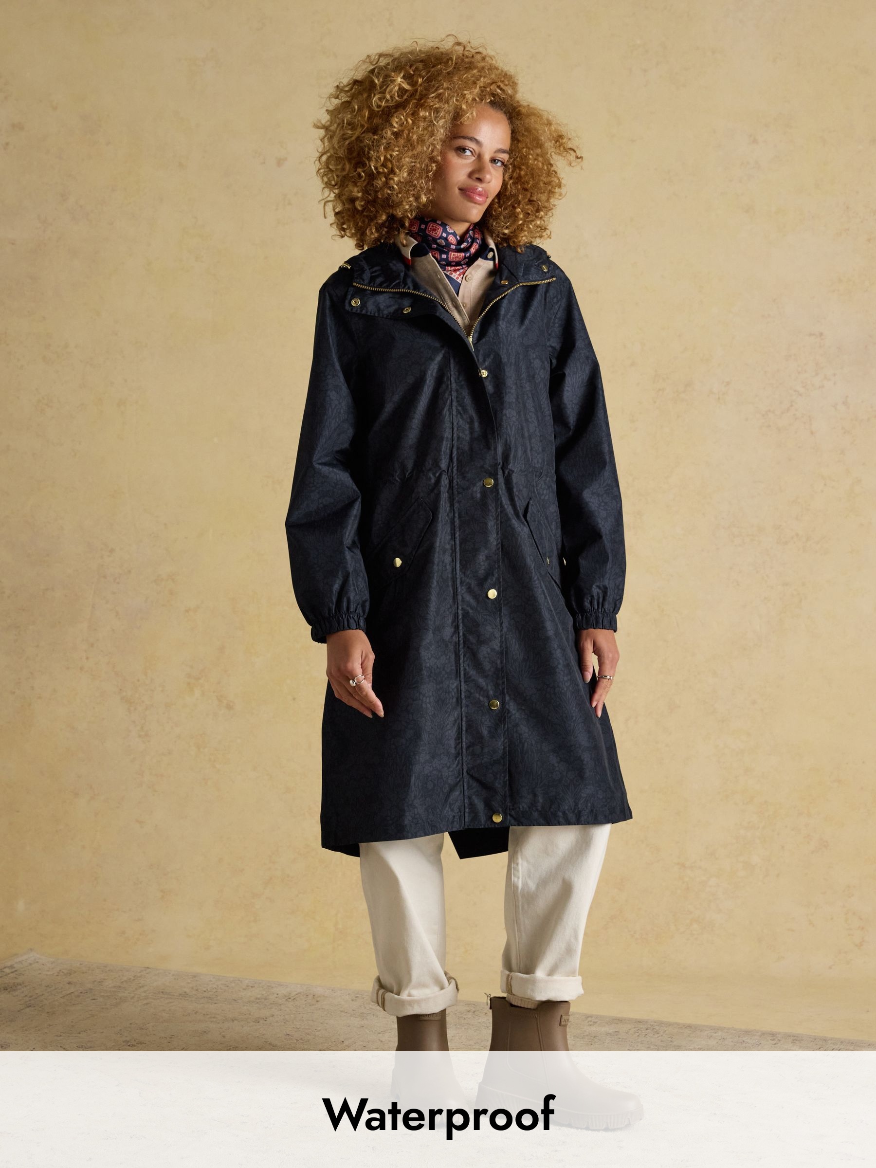 Holkham Navy Waterproof Packable Raincoat With Hood