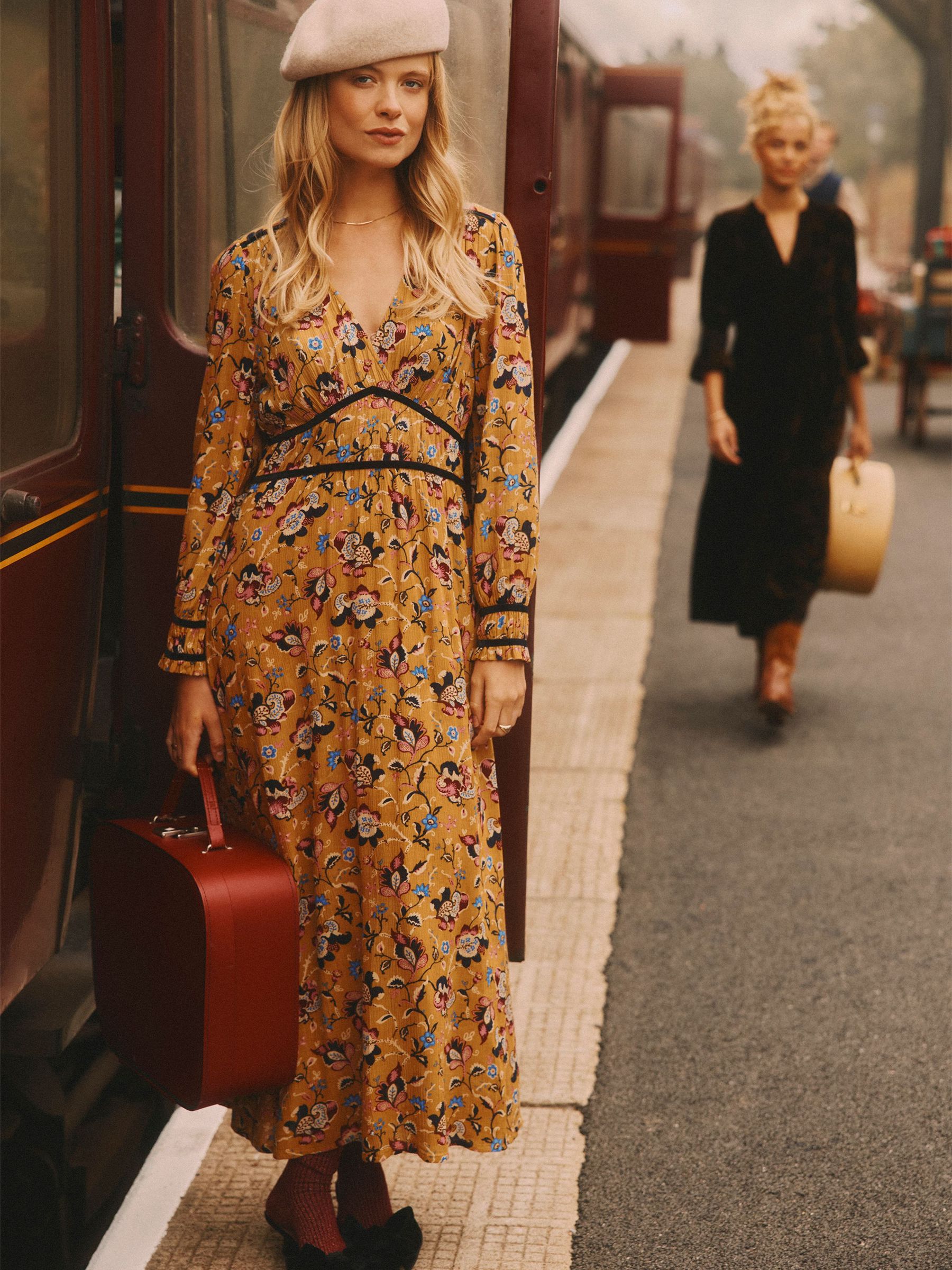 Otterly Yellow Floral V-Neck Midi Dress (AM8344) | £79