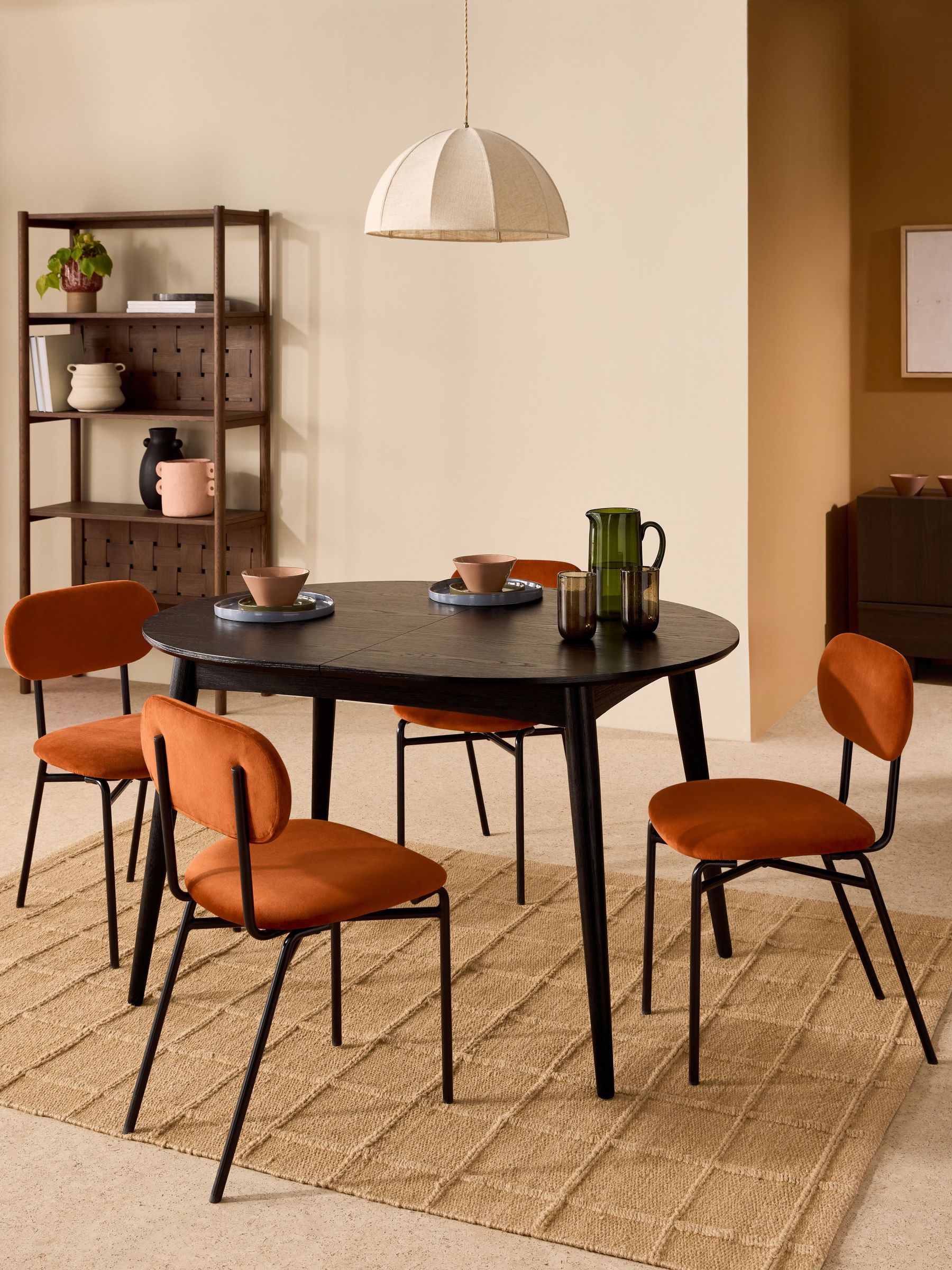 Black Stain Oak Deauville 4 to 6 Seater Oval Extending Dining Table (AN4631) | £549
