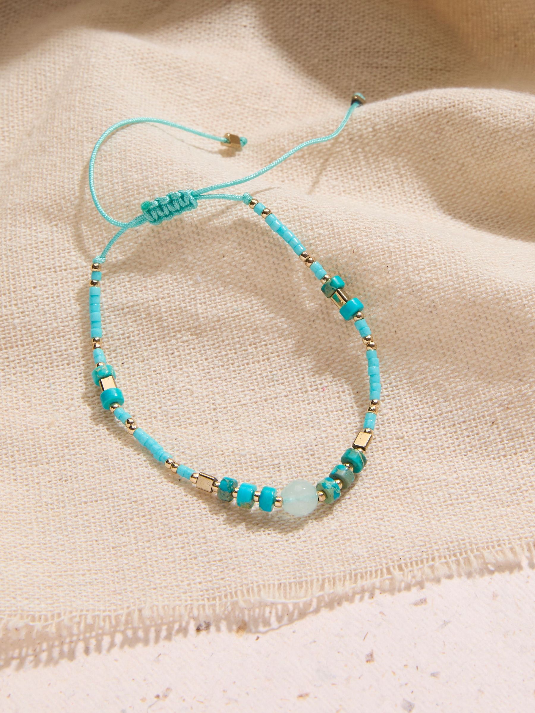 Turquoise Woven Beaded Adjustable Bracelet (AN5915) | £10.50