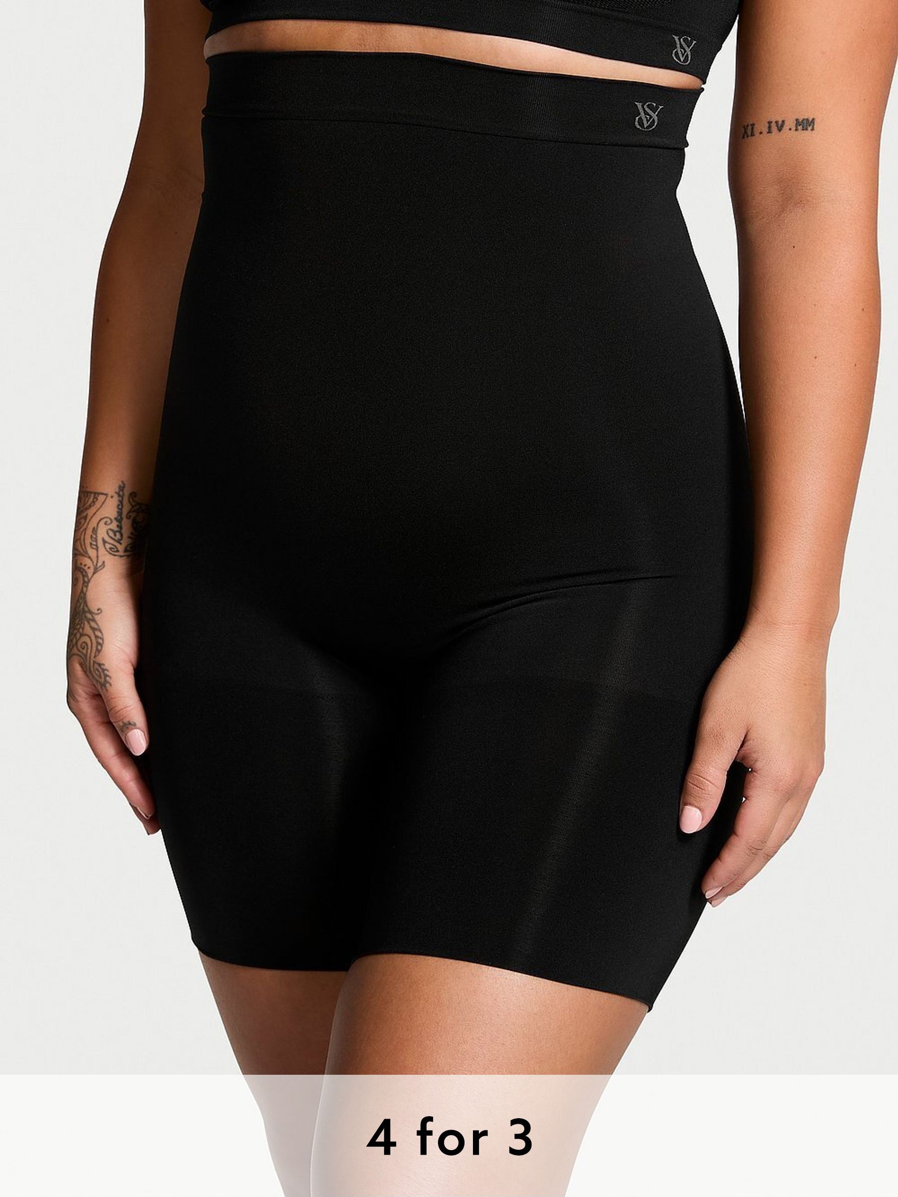 Black Short Seamless Shaping™ Knickers (AN8106) | £45