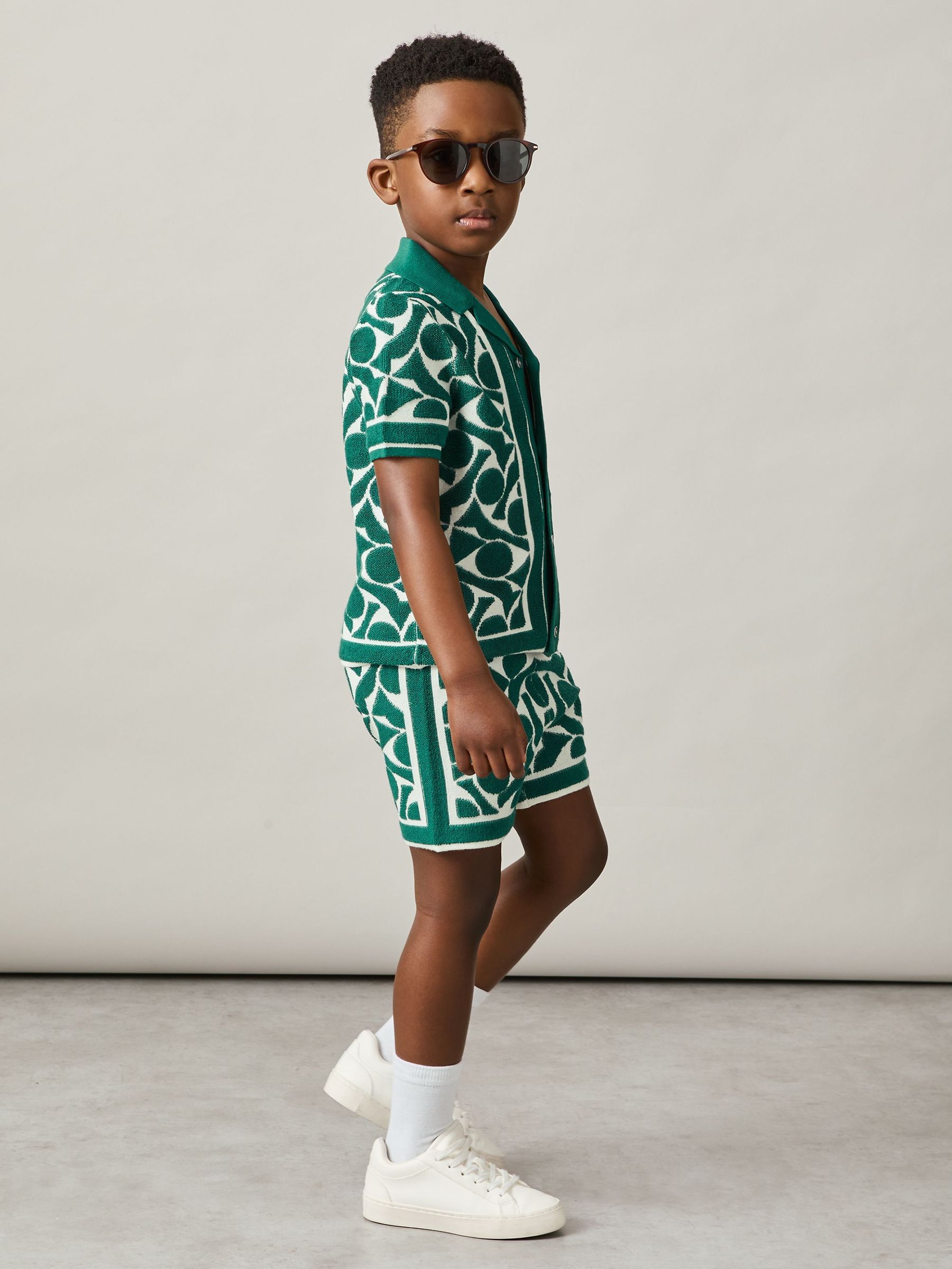 3-9 yrs Abstract-Pattern Towelling Shirt in Green/White (AP0263) | £42